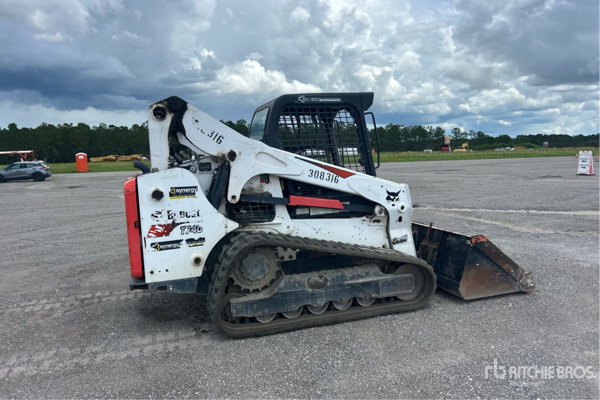 2021 Bobcat T740