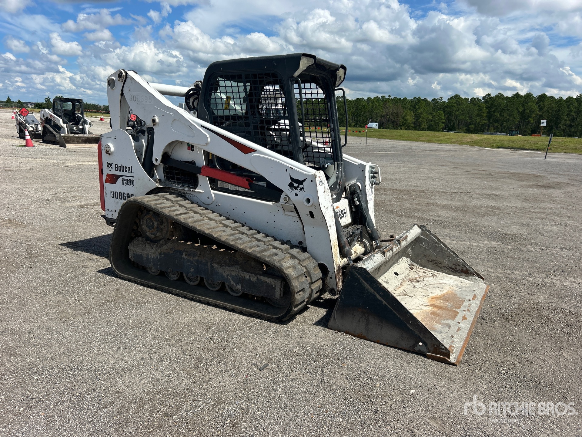 2022 Bobcat T740