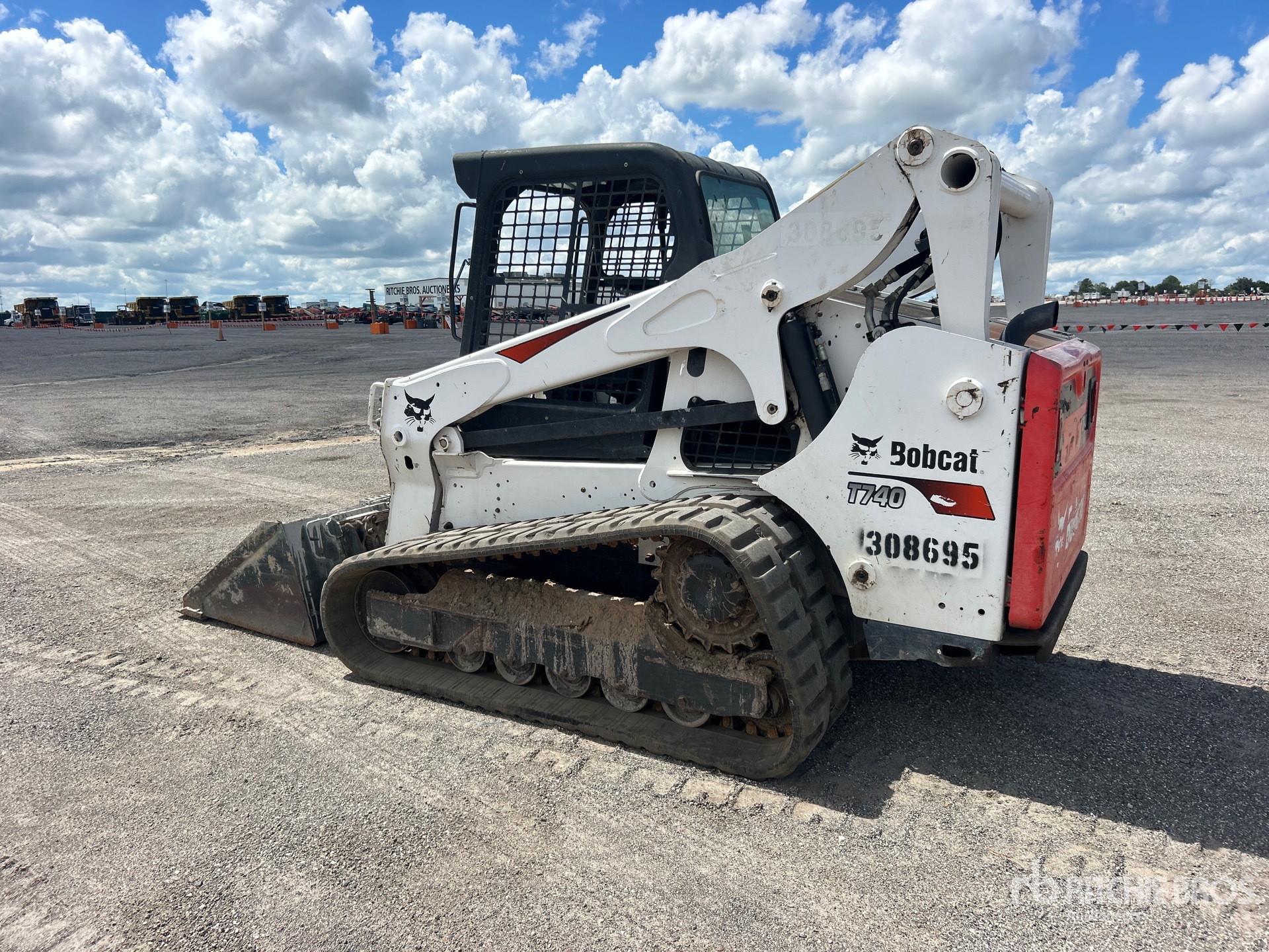 2022 Bobcat T740