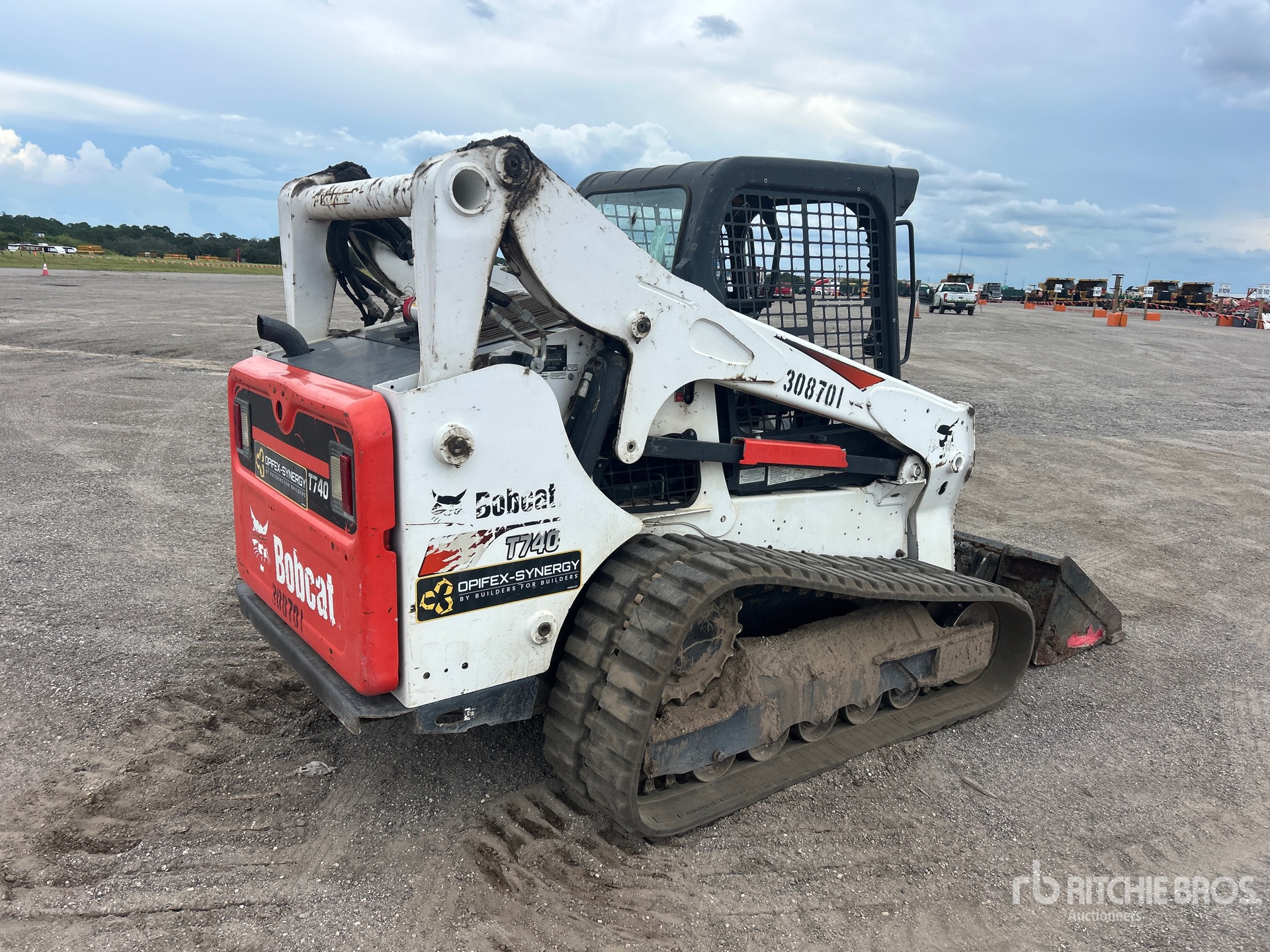 2021 Bobcat T740