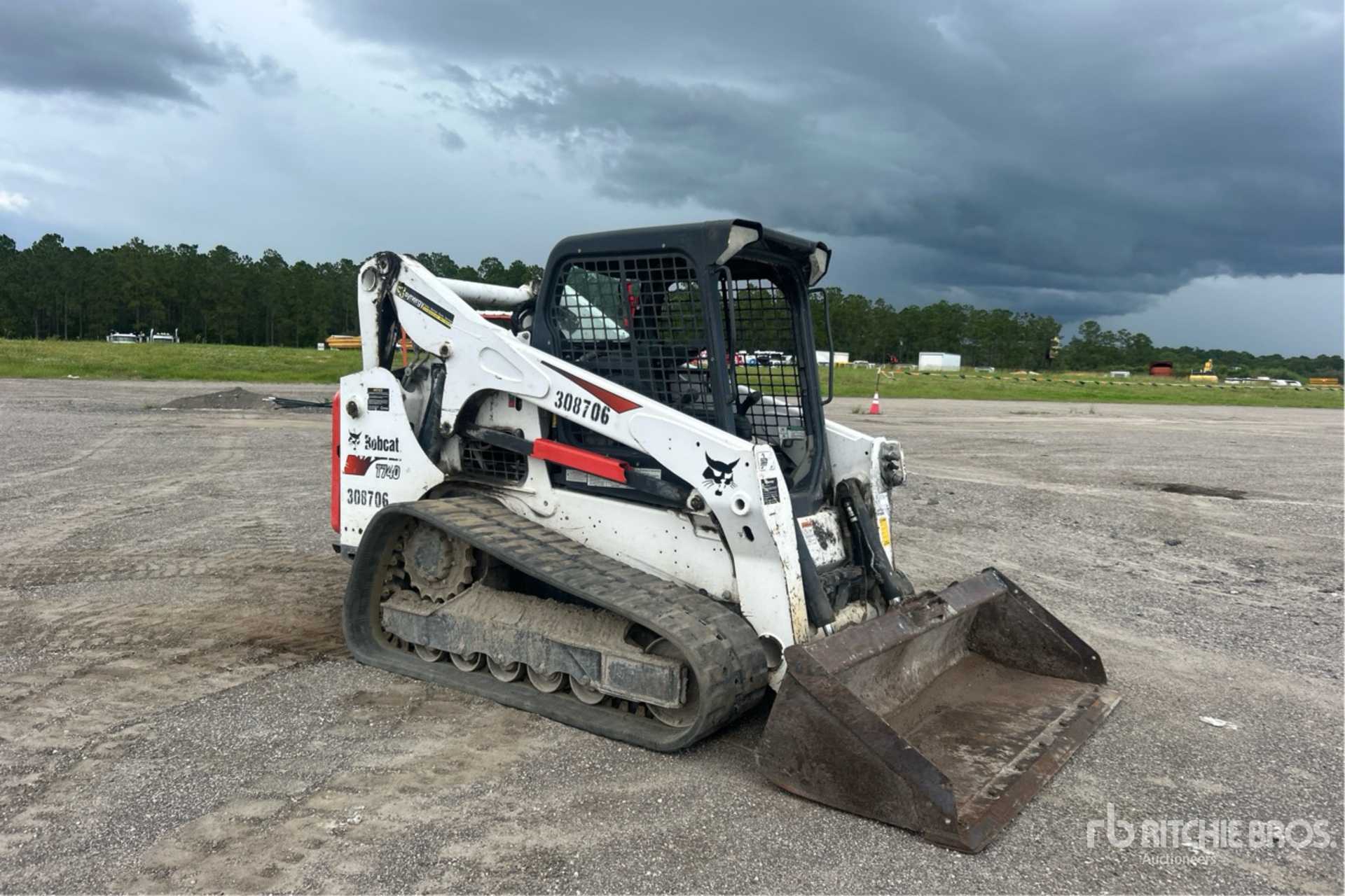 2022 Bobcat T740