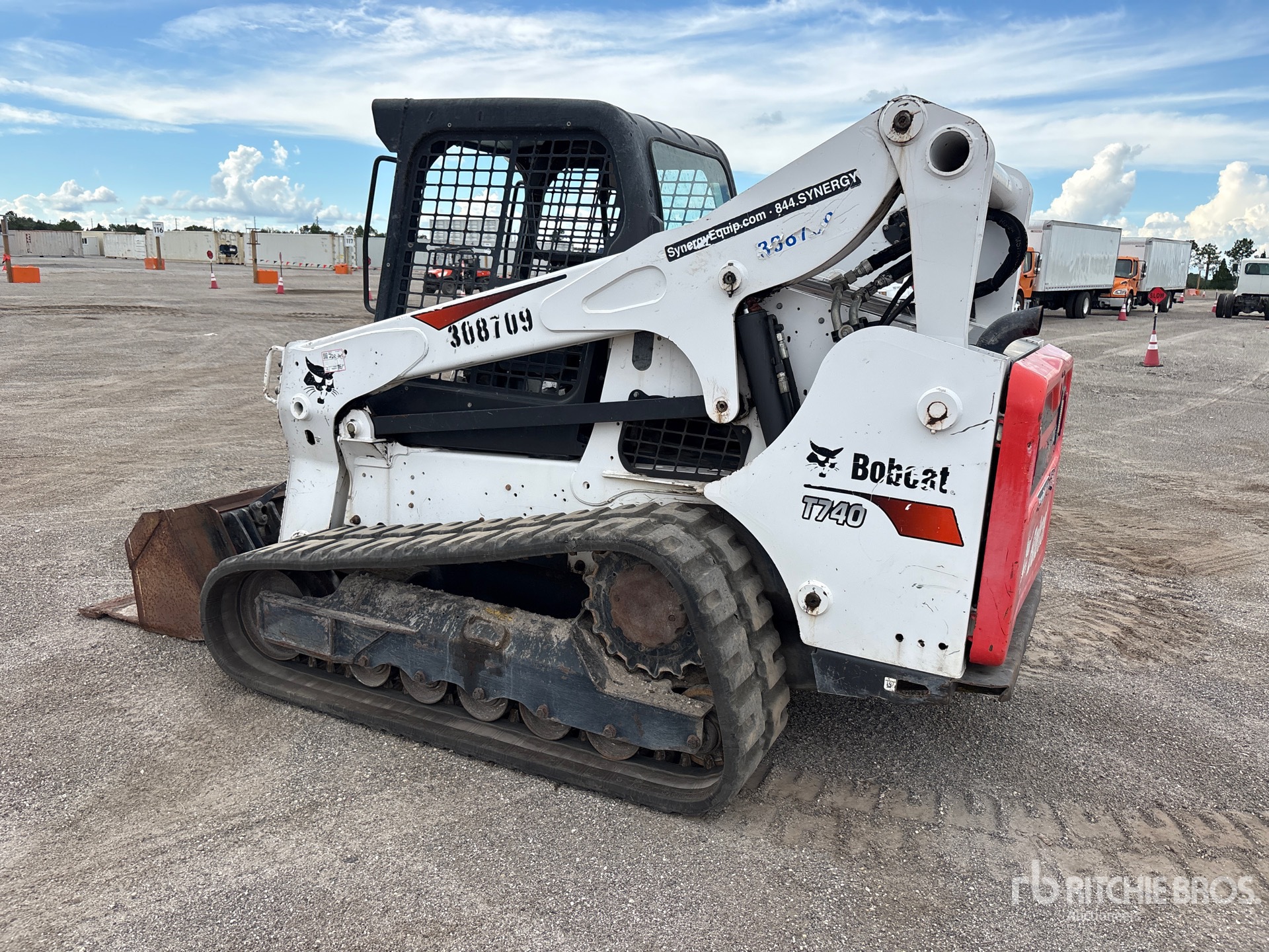 2022 Bobcat T740