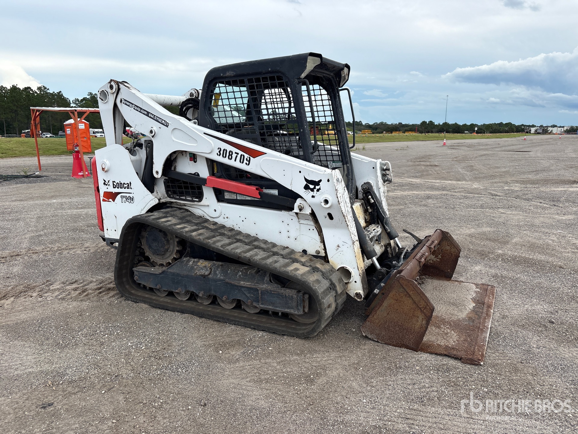 2022 Bobcat T740