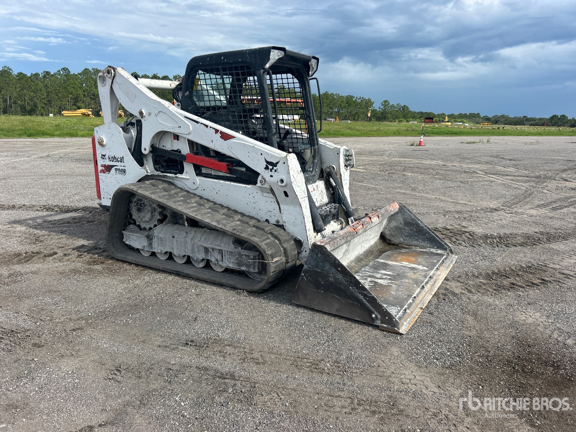 2022 Bobcat T740