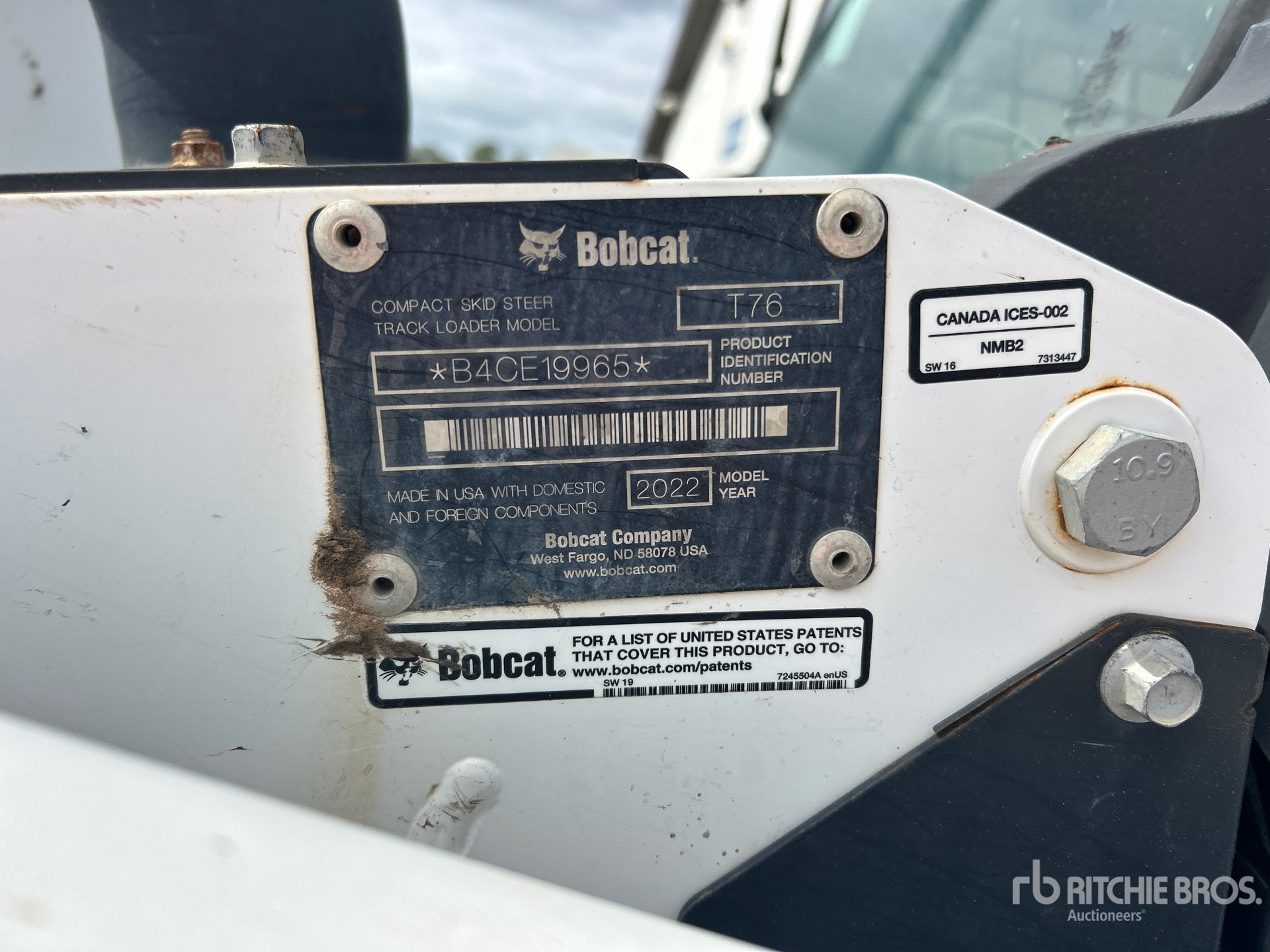 Photo of 2022 Bobcat T76