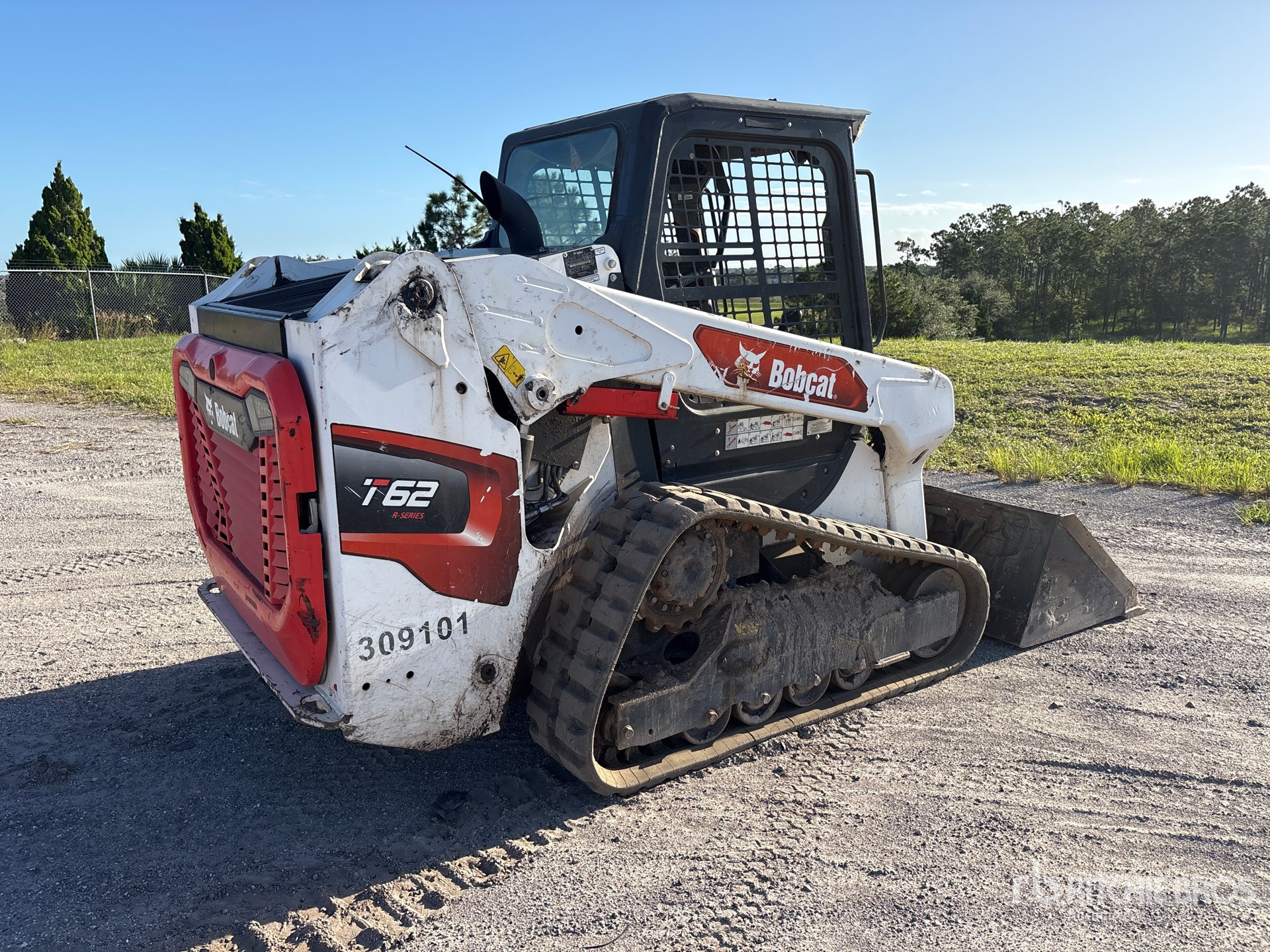 2022 Bobcat T62