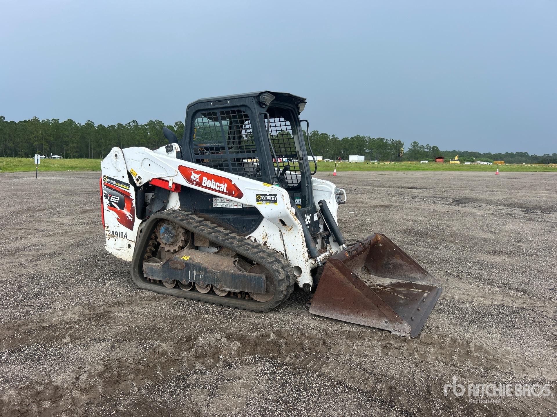 2022 Bobcat T62