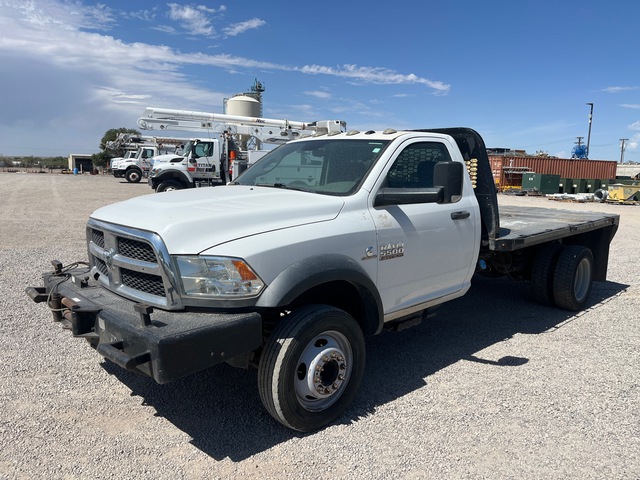 2018 Ram 5500 4x4 Flatbed Truck 2018 Ram 5500 4x4 Flatbed Truck