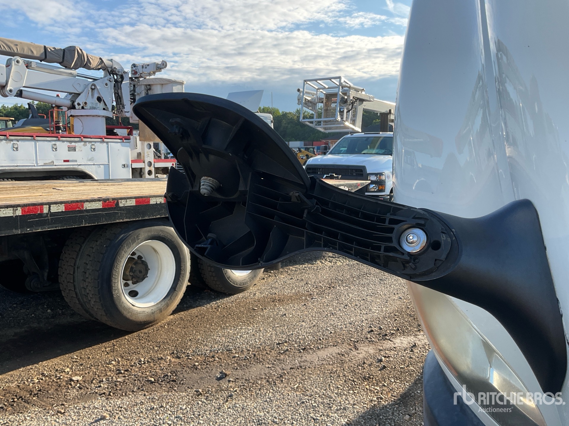 2019 International LT625