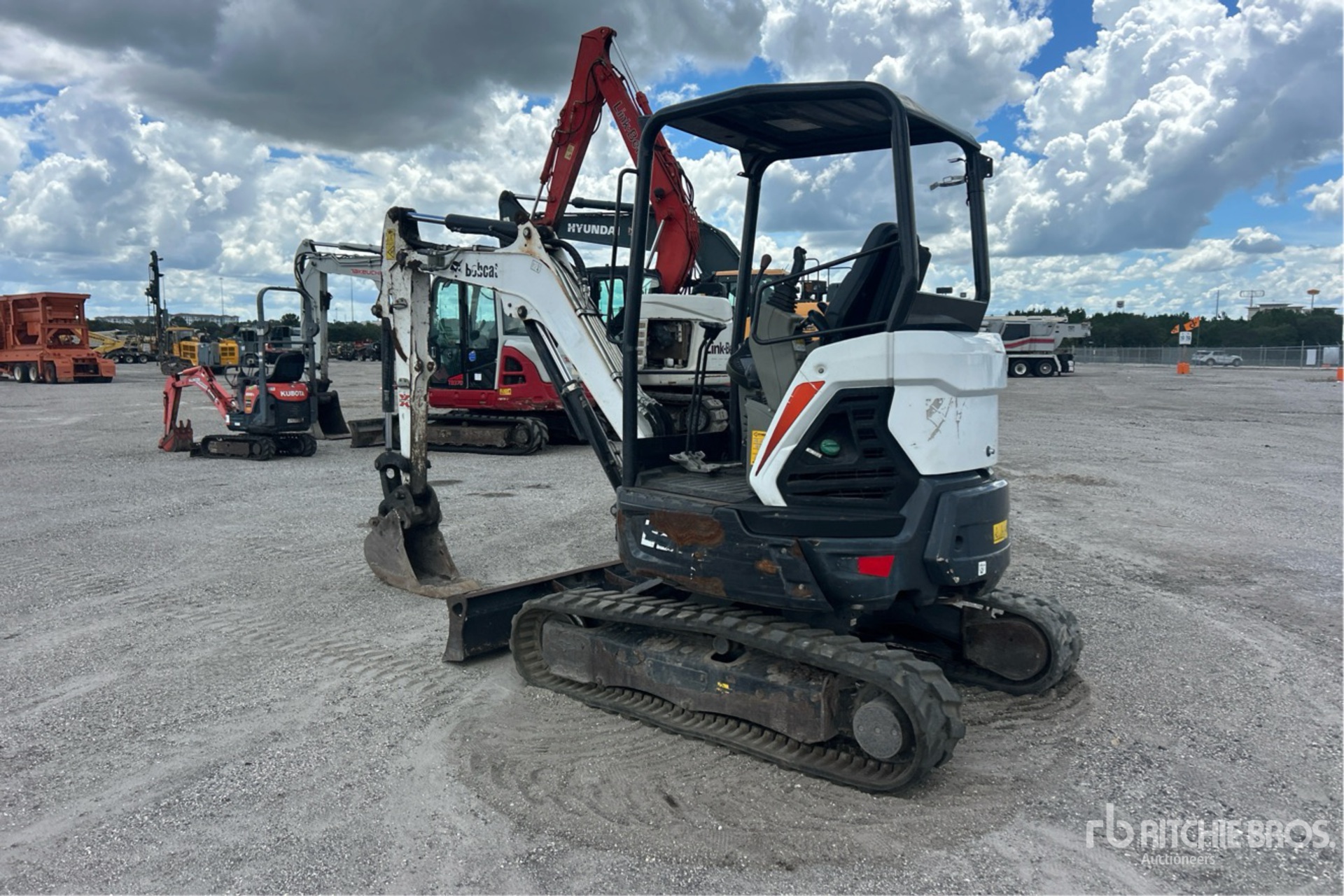 2020 Bobcat E26