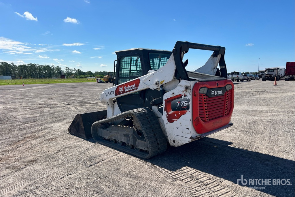General Appearance with Bild, Ecke hinten links