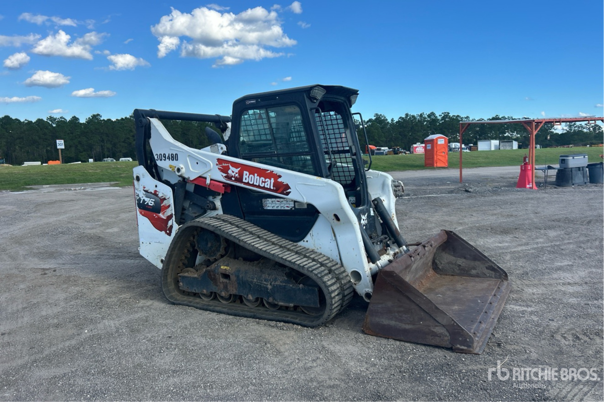 2022 Bobcat T76