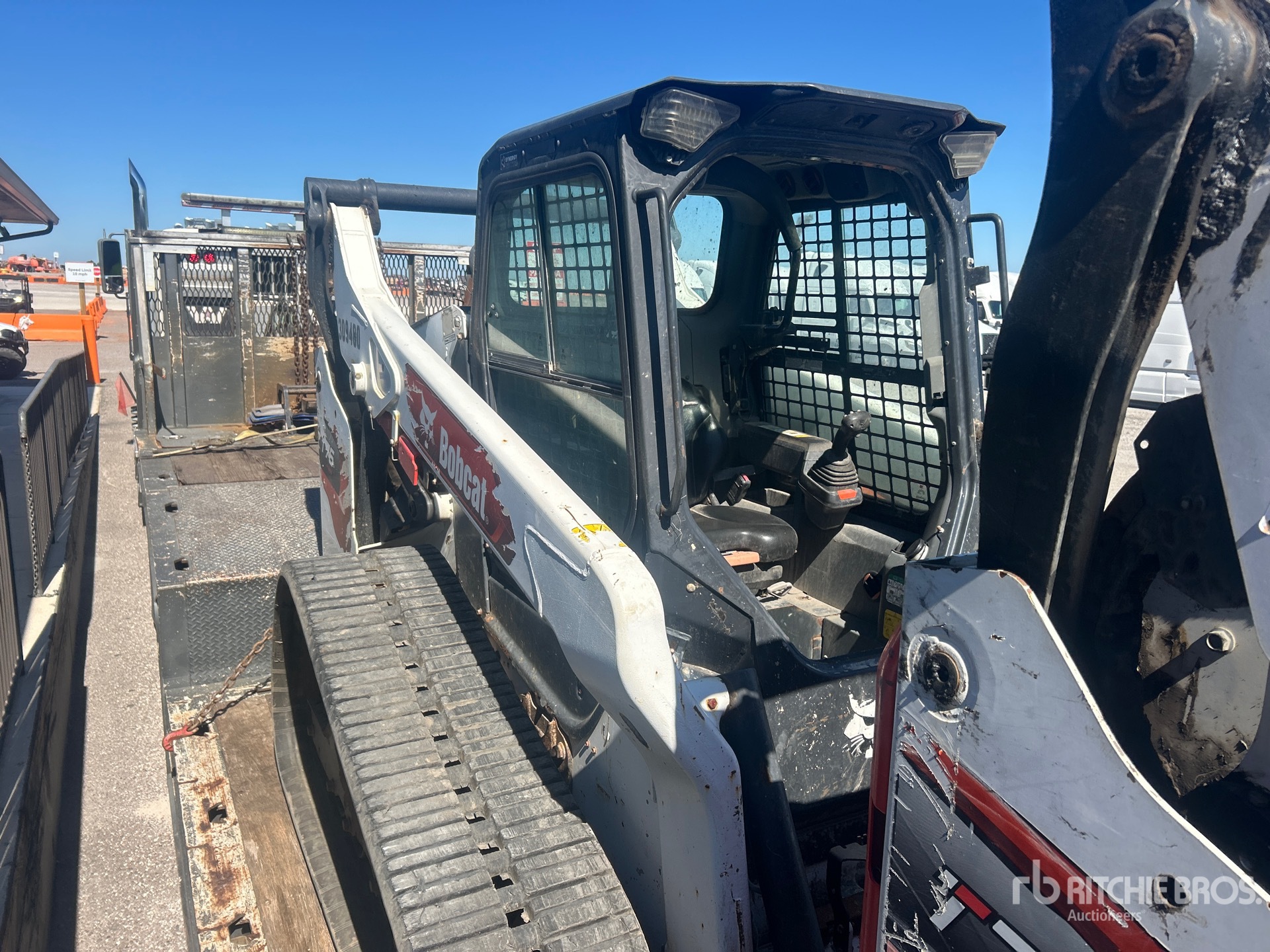 2022 Bobcat T76