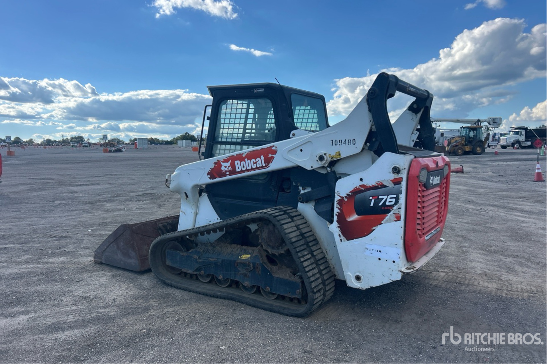 2022 Bobcat T76