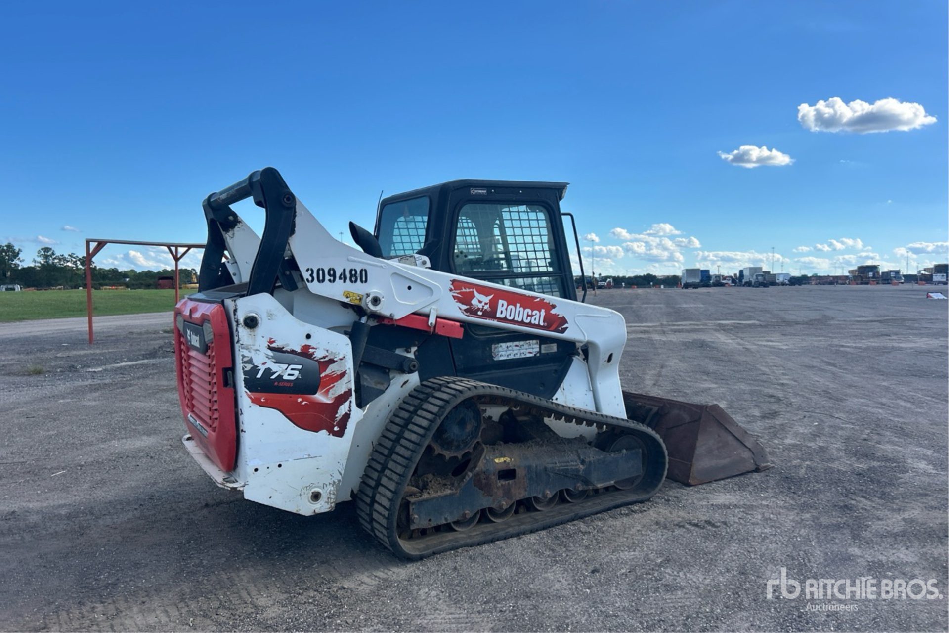 2022 Bobcat T76