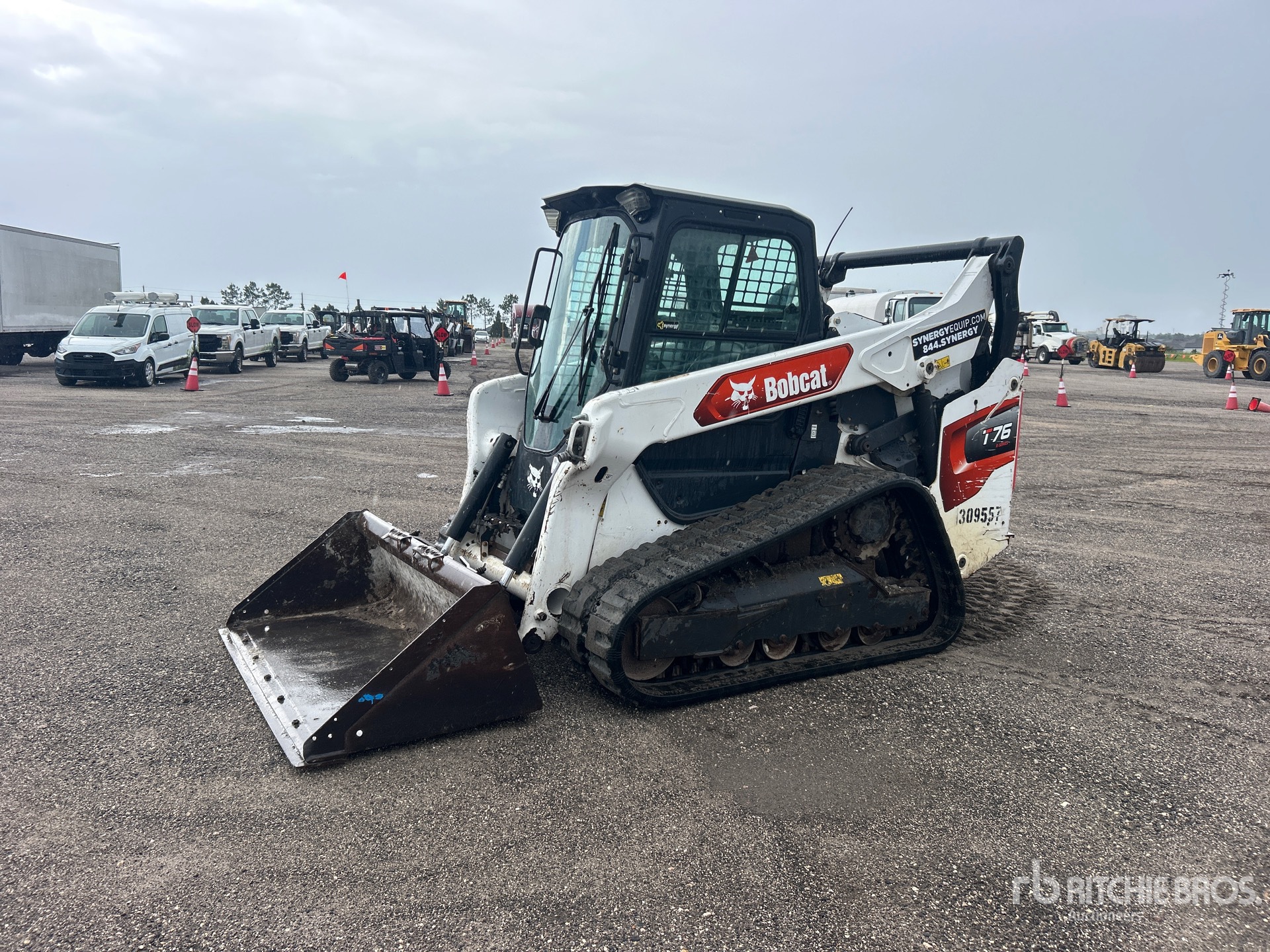 Photo of 2022 Bobcat T76