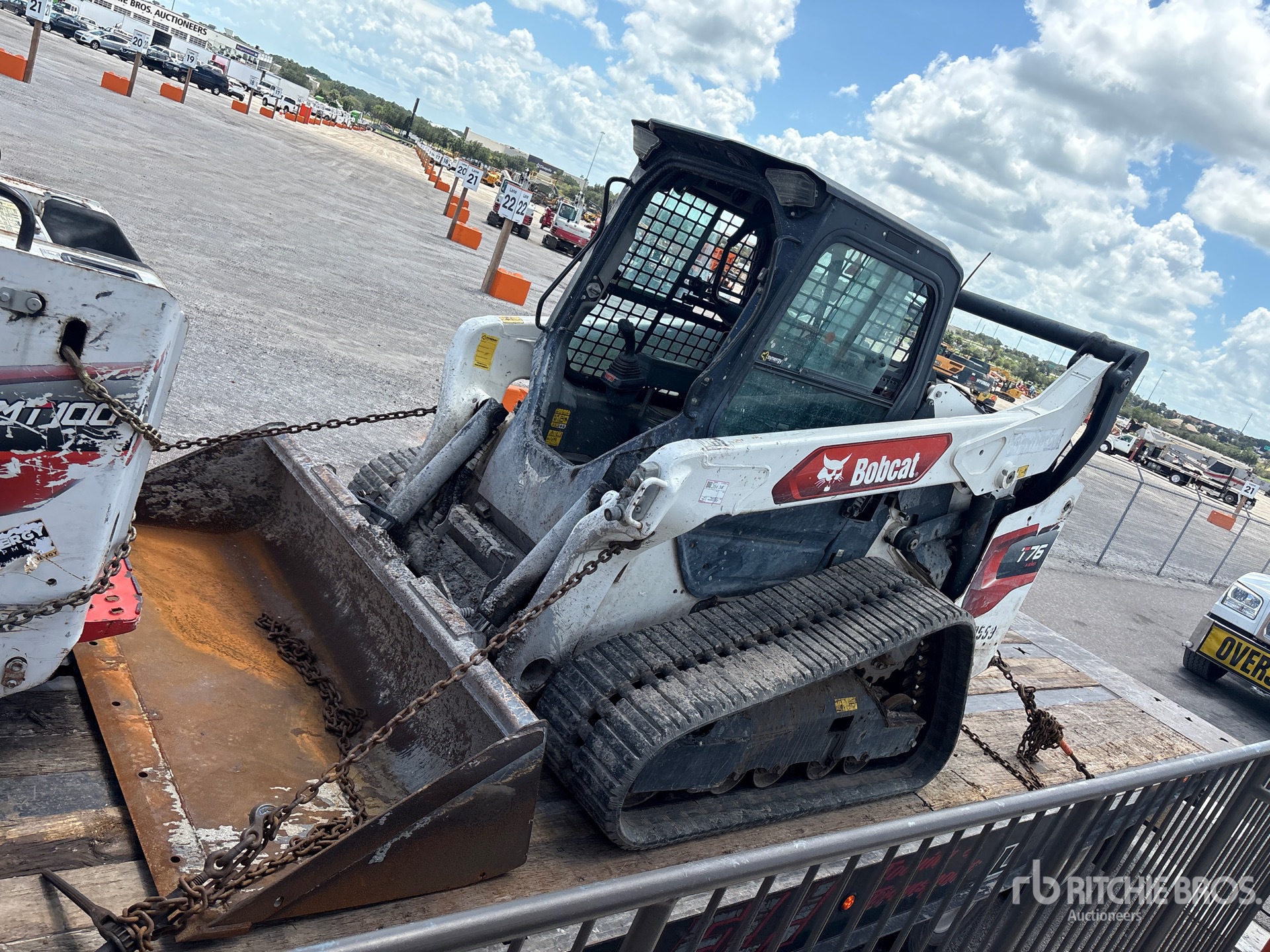 2022 Bobcat T76