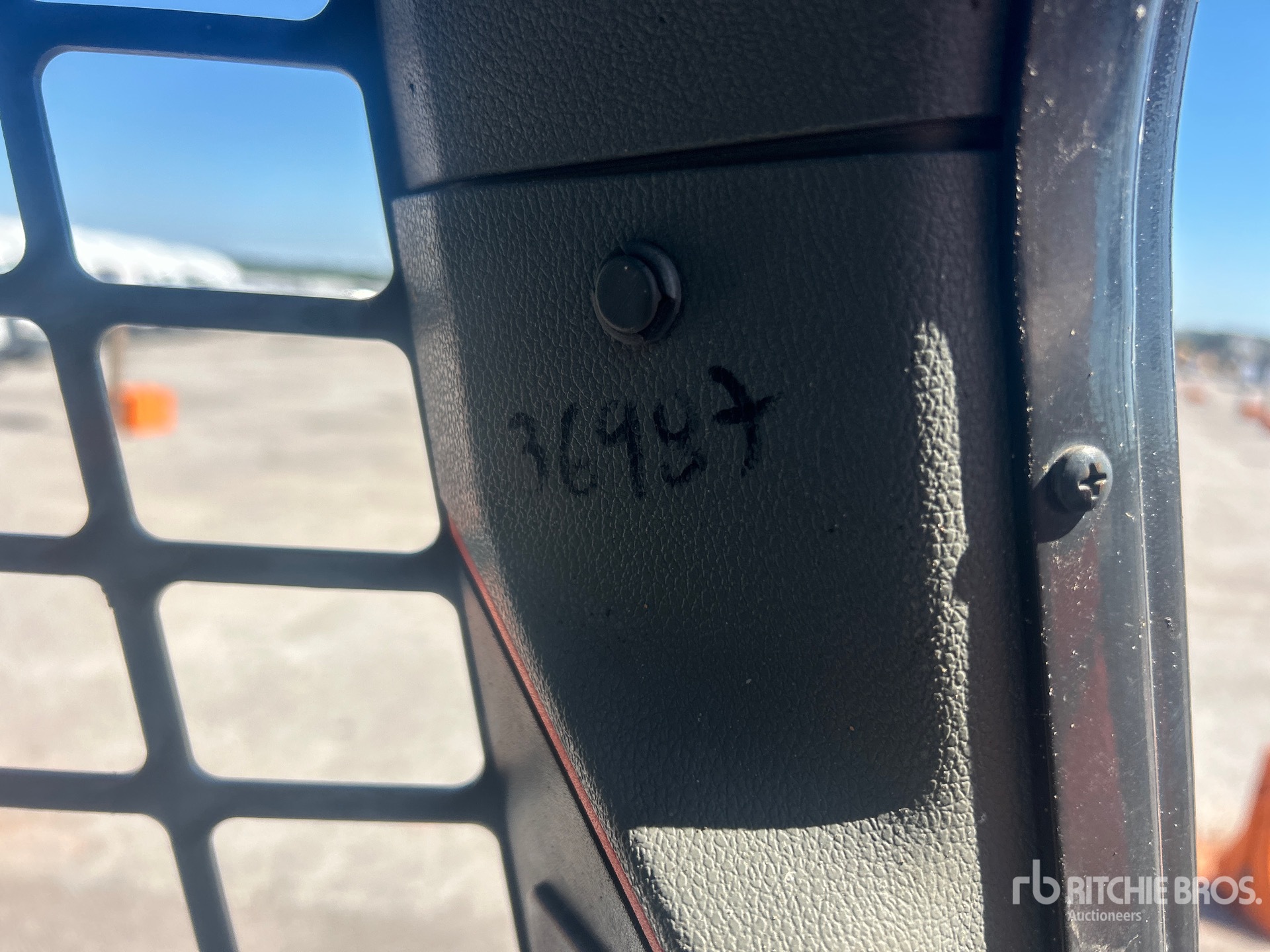 2023 Bobcat T76