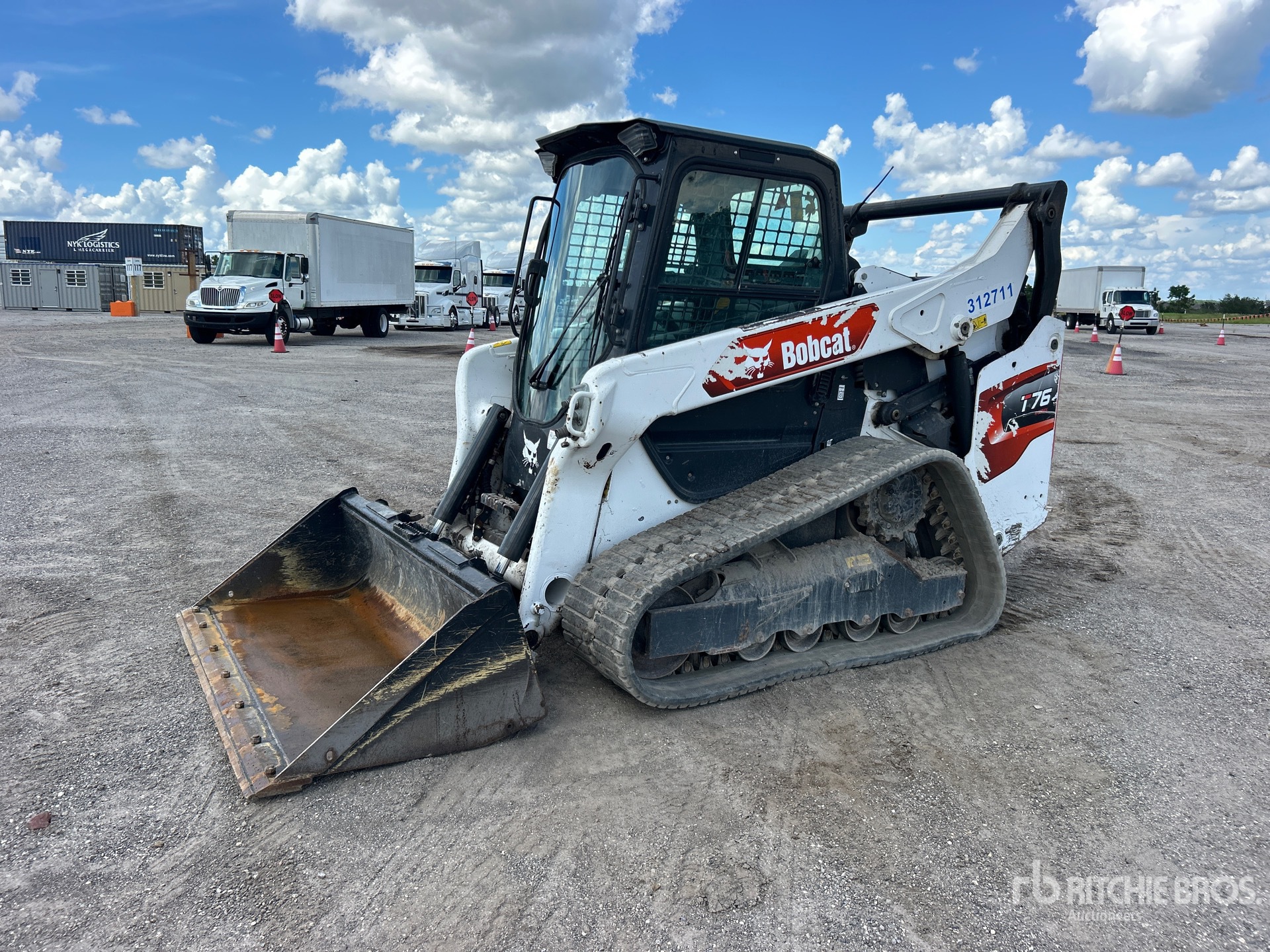 Photo of 2023 Bobcat T76