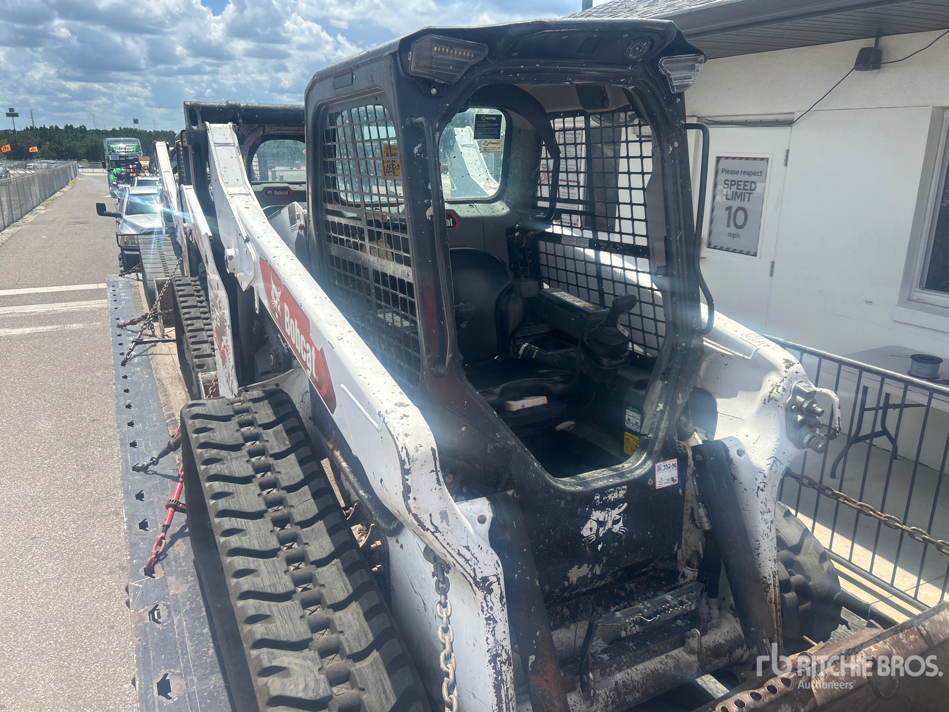 2023 Bobcat T76