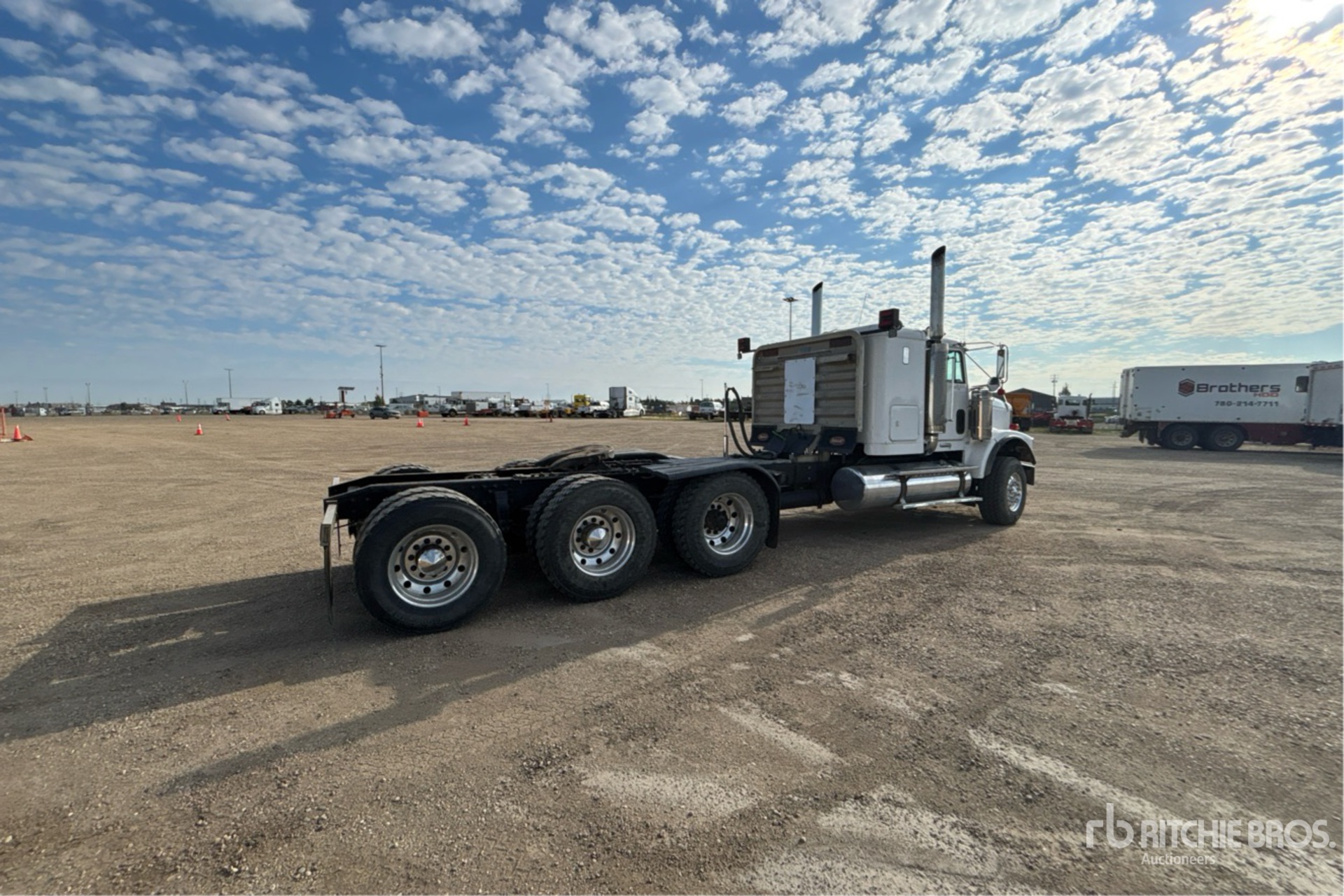 2007 Freightliner FLD120