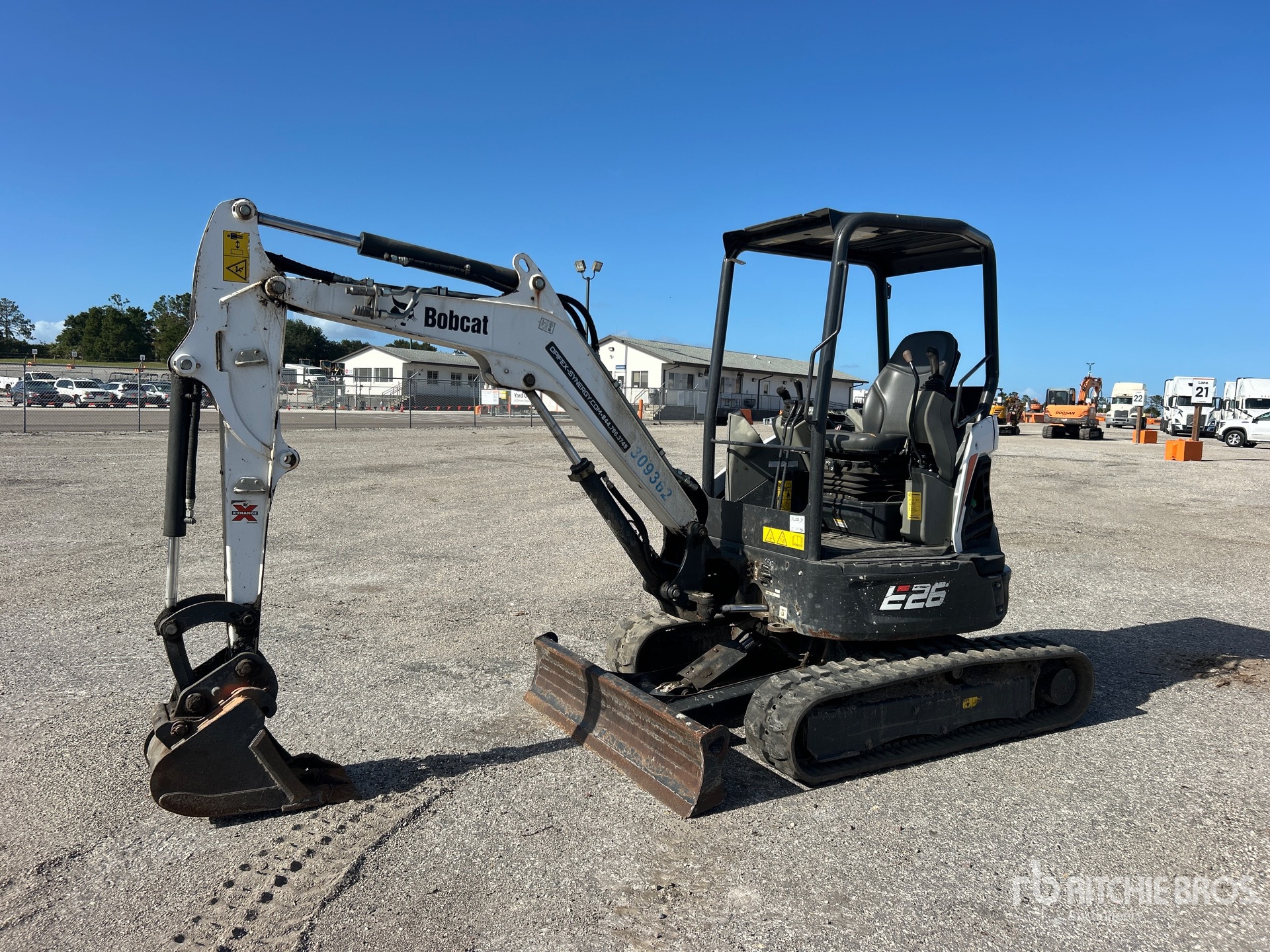 2022 Bobcat E26