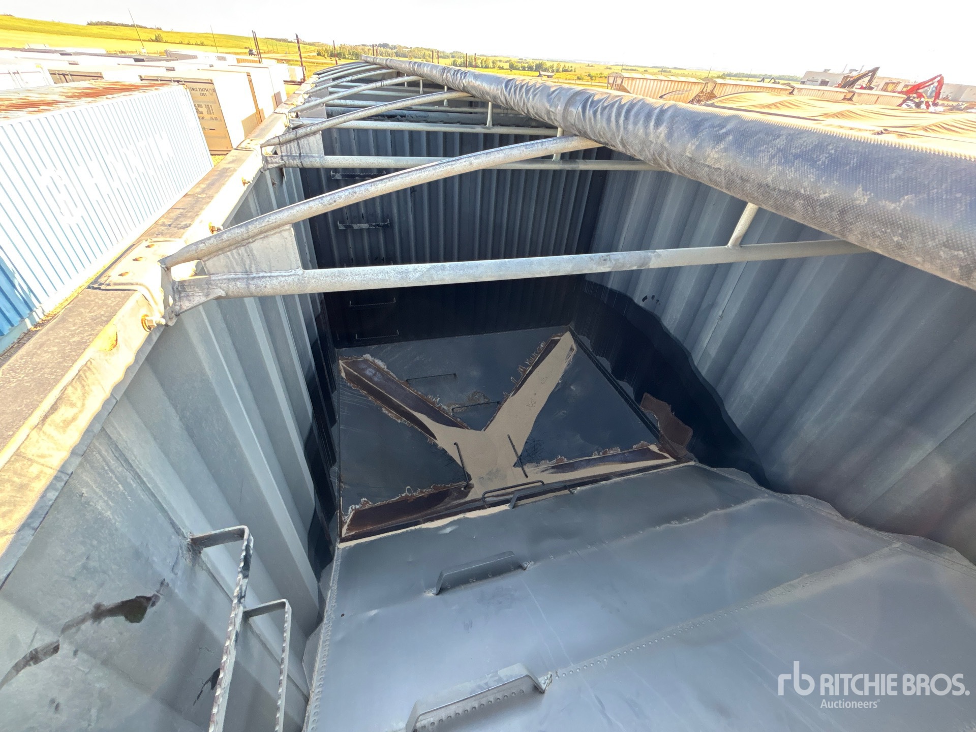 2012 Load King  28 FT SUPER B-TRAIN LEAD