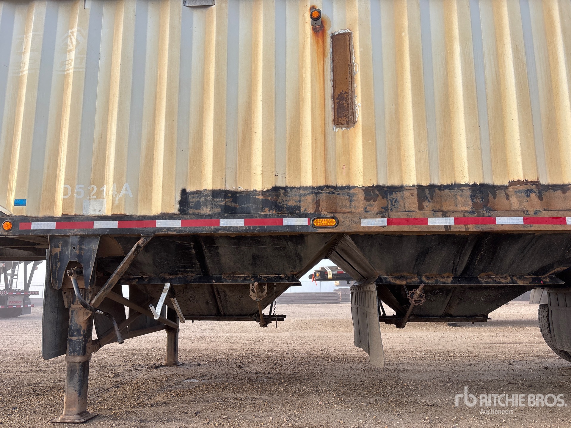 2014 Doepker 28 FT SUPER B-TRAIN LEAD