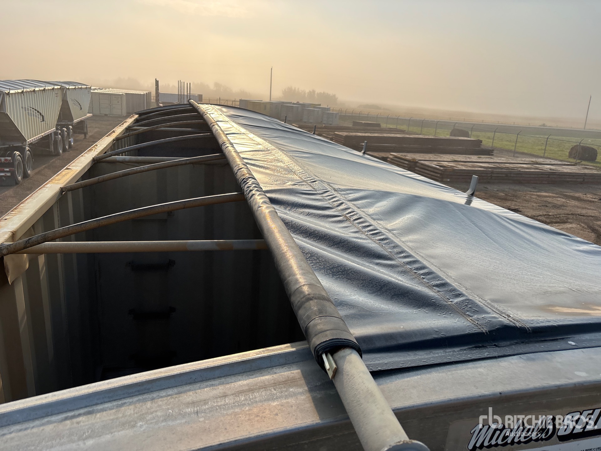 2016 Doepker 28 FT SUPER B-TRAIN LEAD
