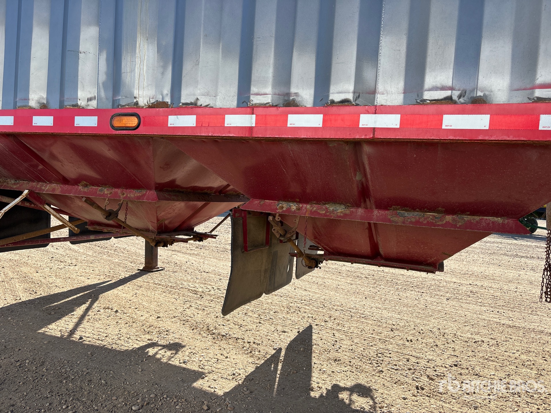 2015 Doepker 28 FT SUPER B-TRAIN LEAD