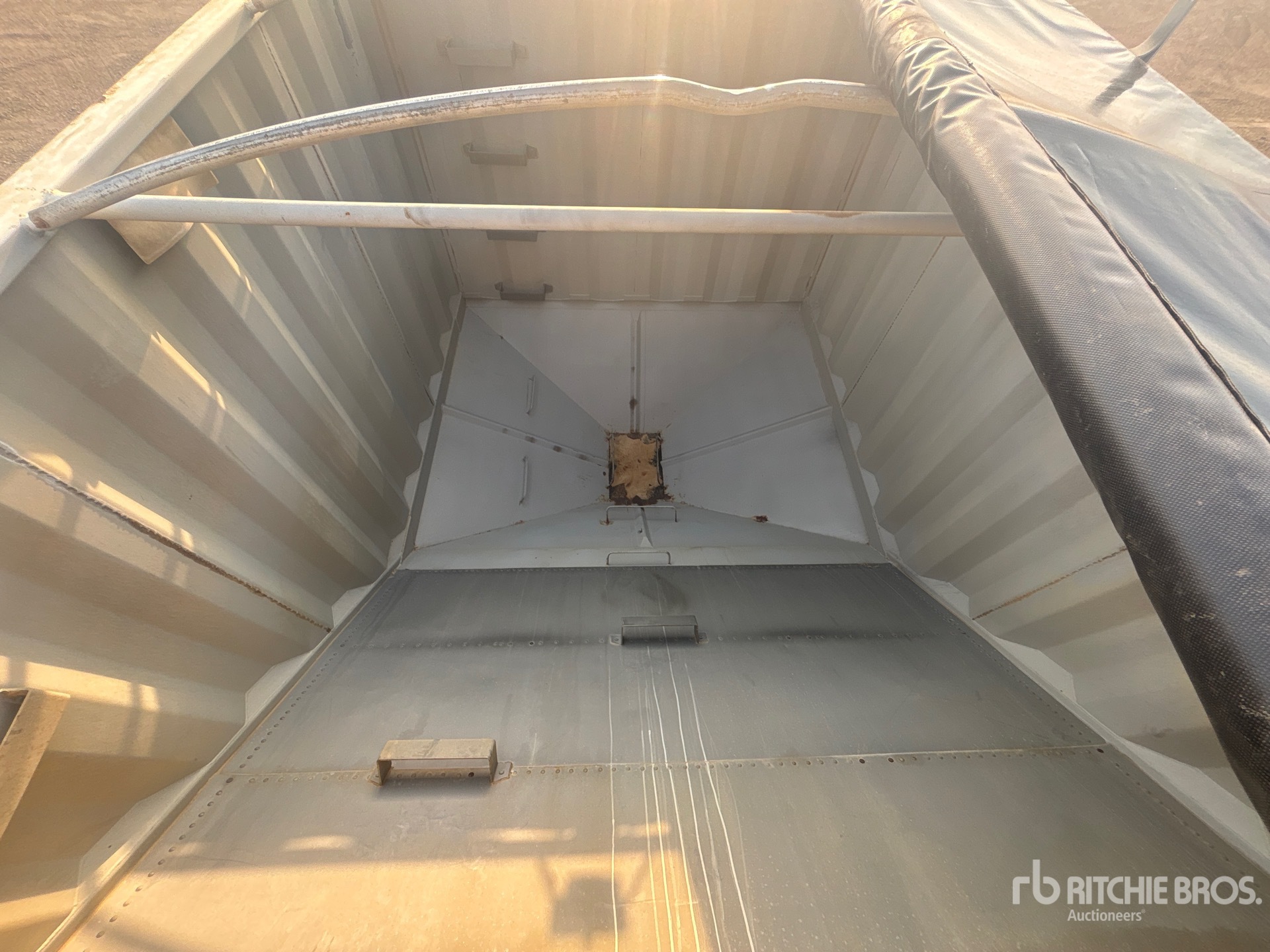 2016 Doepker 28 FT SUPER B-TRAIN LEAD