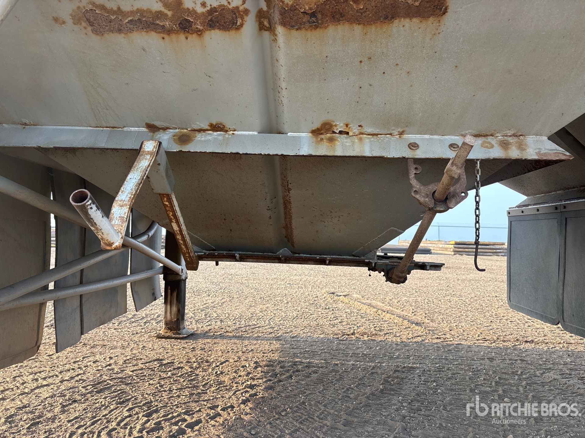 2016 Doepker 28 FT SUPER B-TRAIN LEAD