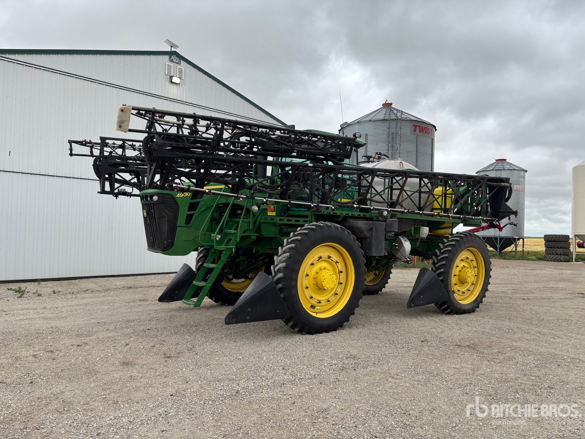 2009 John Deere 4730