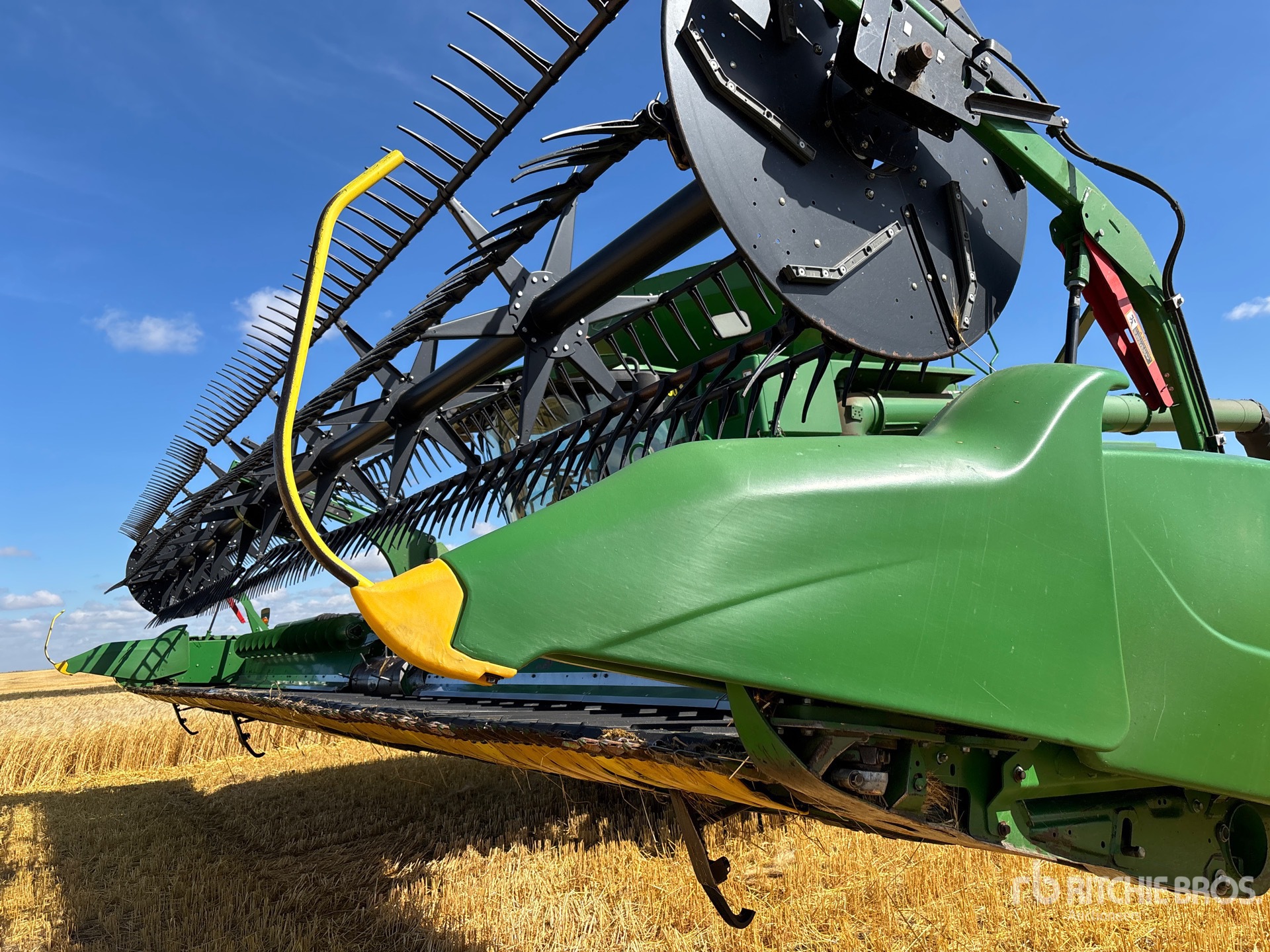 2017 John Deere 640FD