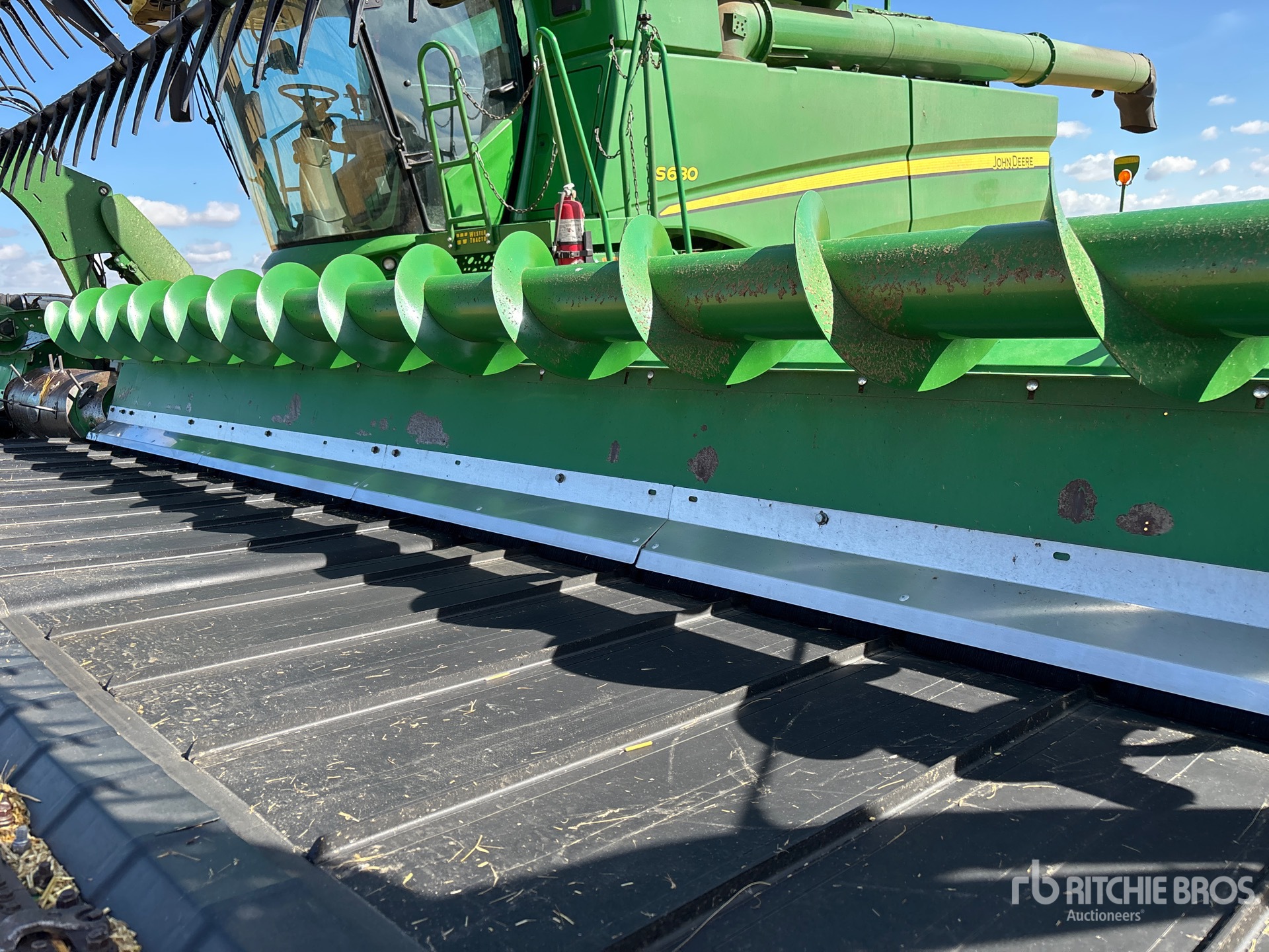 2017 John Deere 640FD