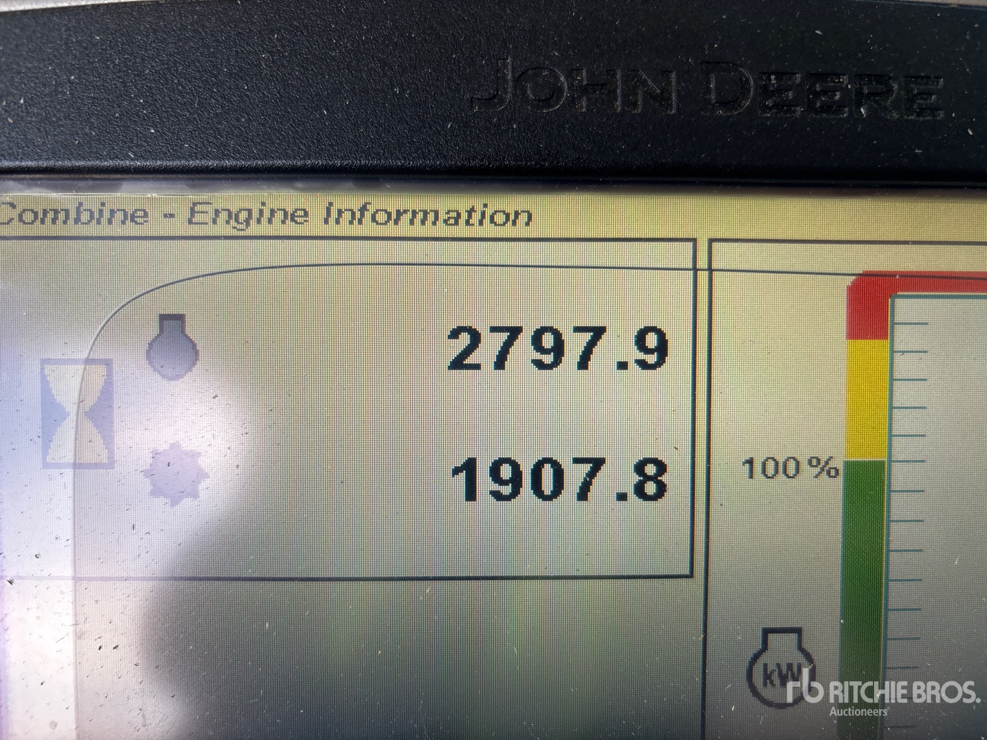 2013 John Deere S670