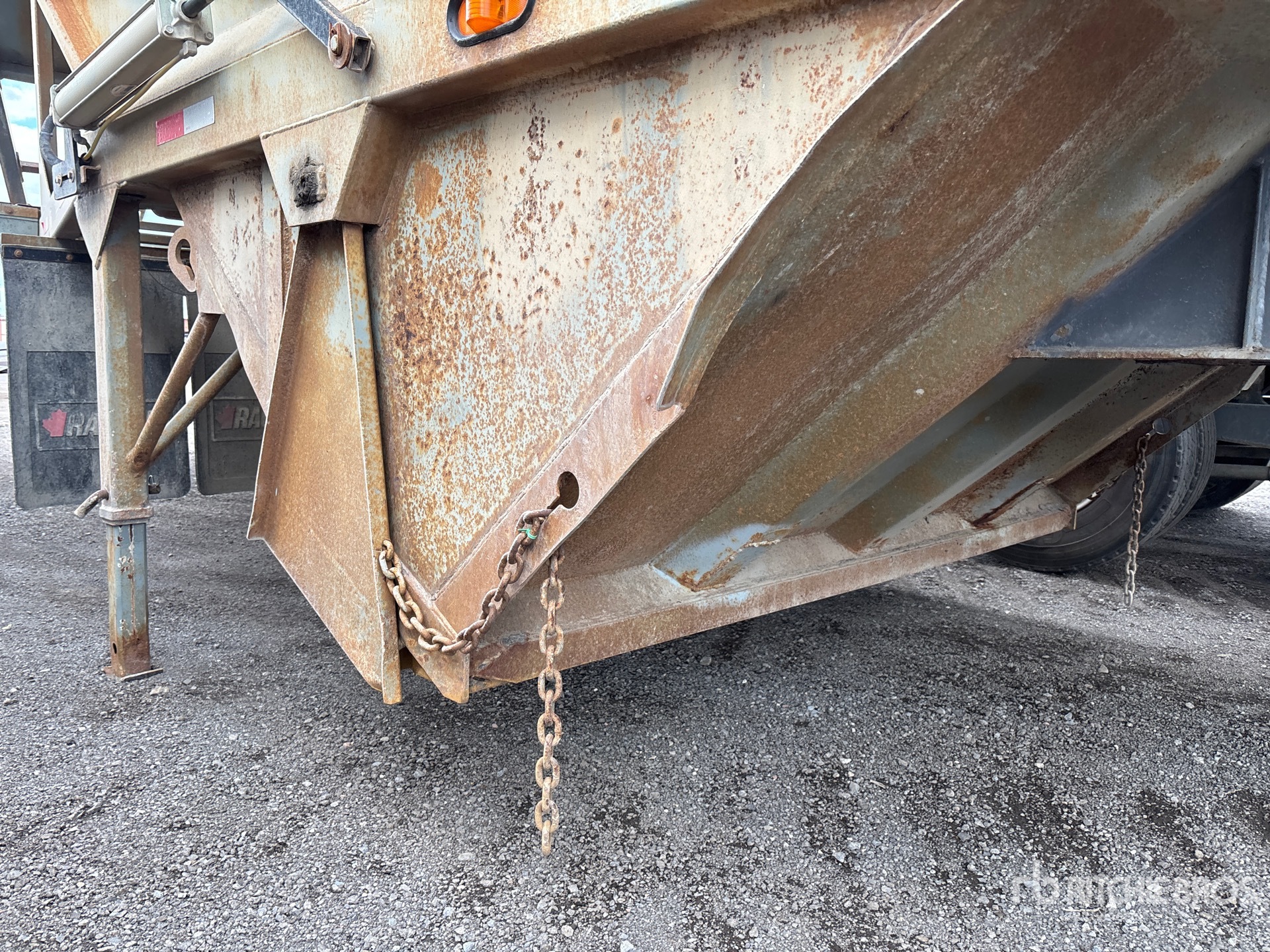 2000 Raglan 40 ft T/A