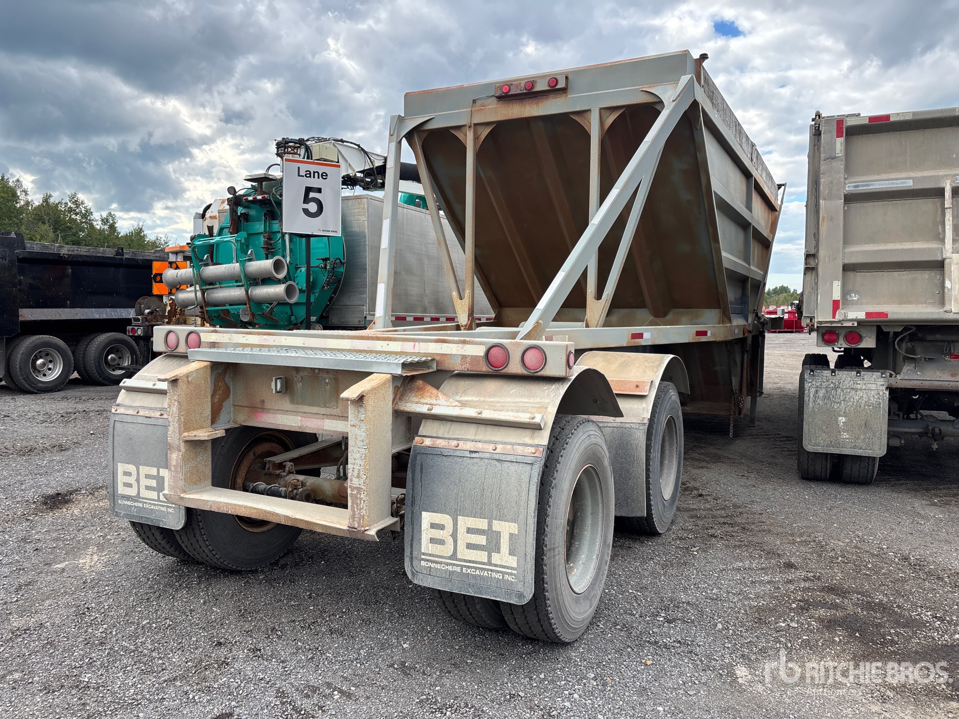 2000 Raglan 40 ft T/A