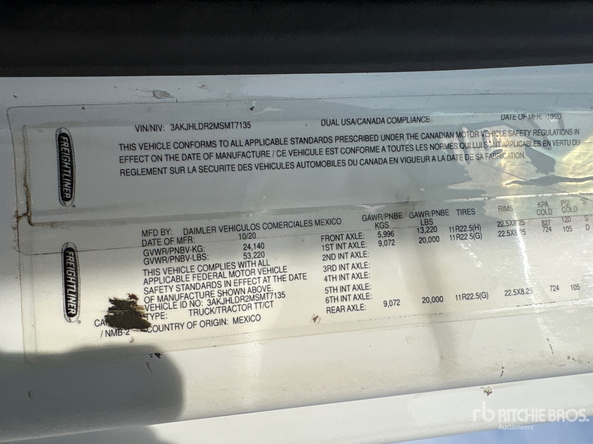2021 Freightliner CASCADIA 126