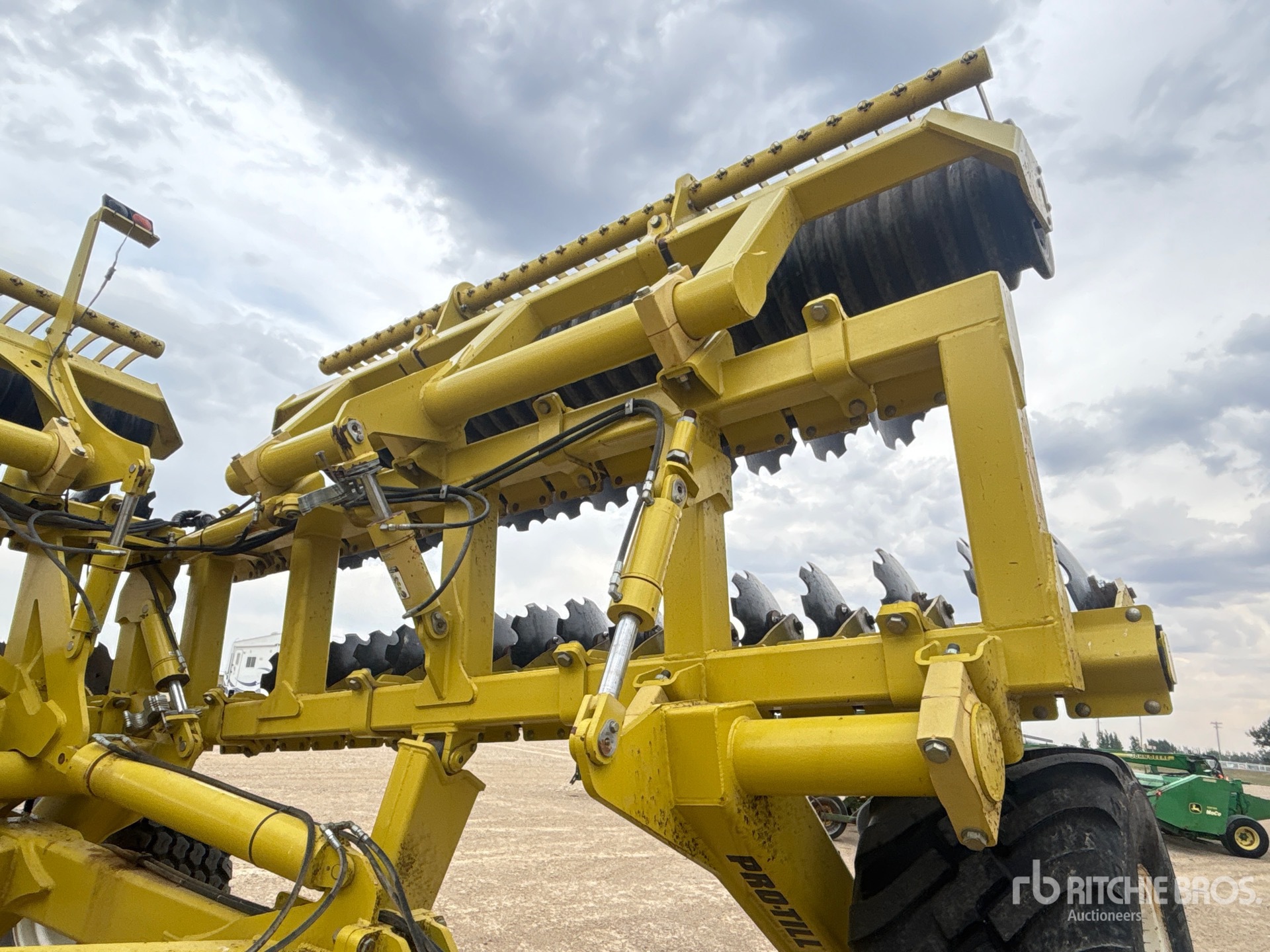 2014 Degelman PRO-TILL 40