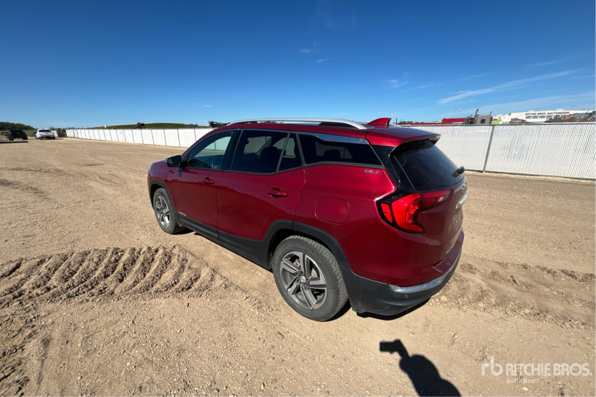 General Appearance with Picture, Left Rear Corner