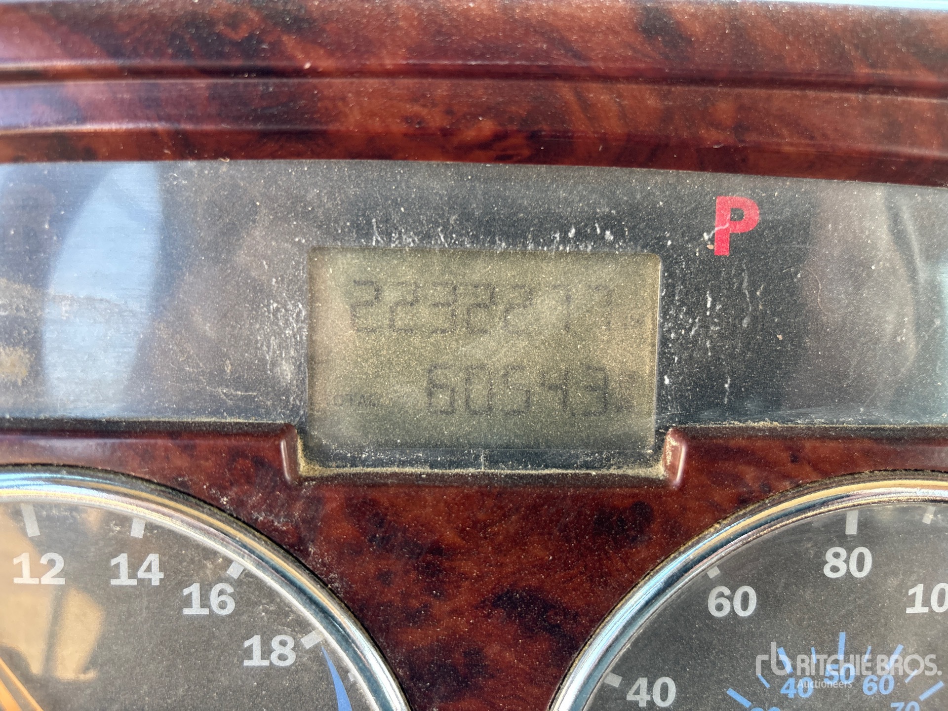 2006 Mack CL733