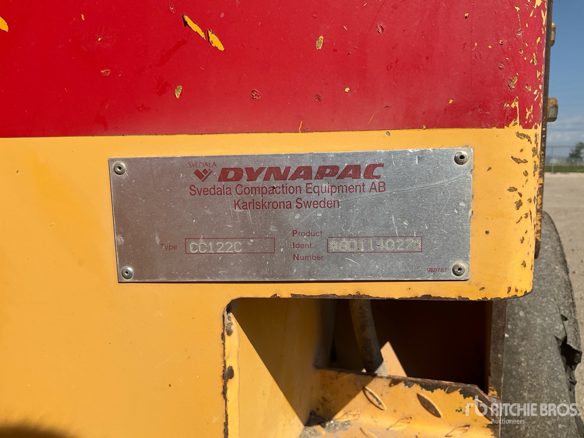 1999 Dynapac CC122C
