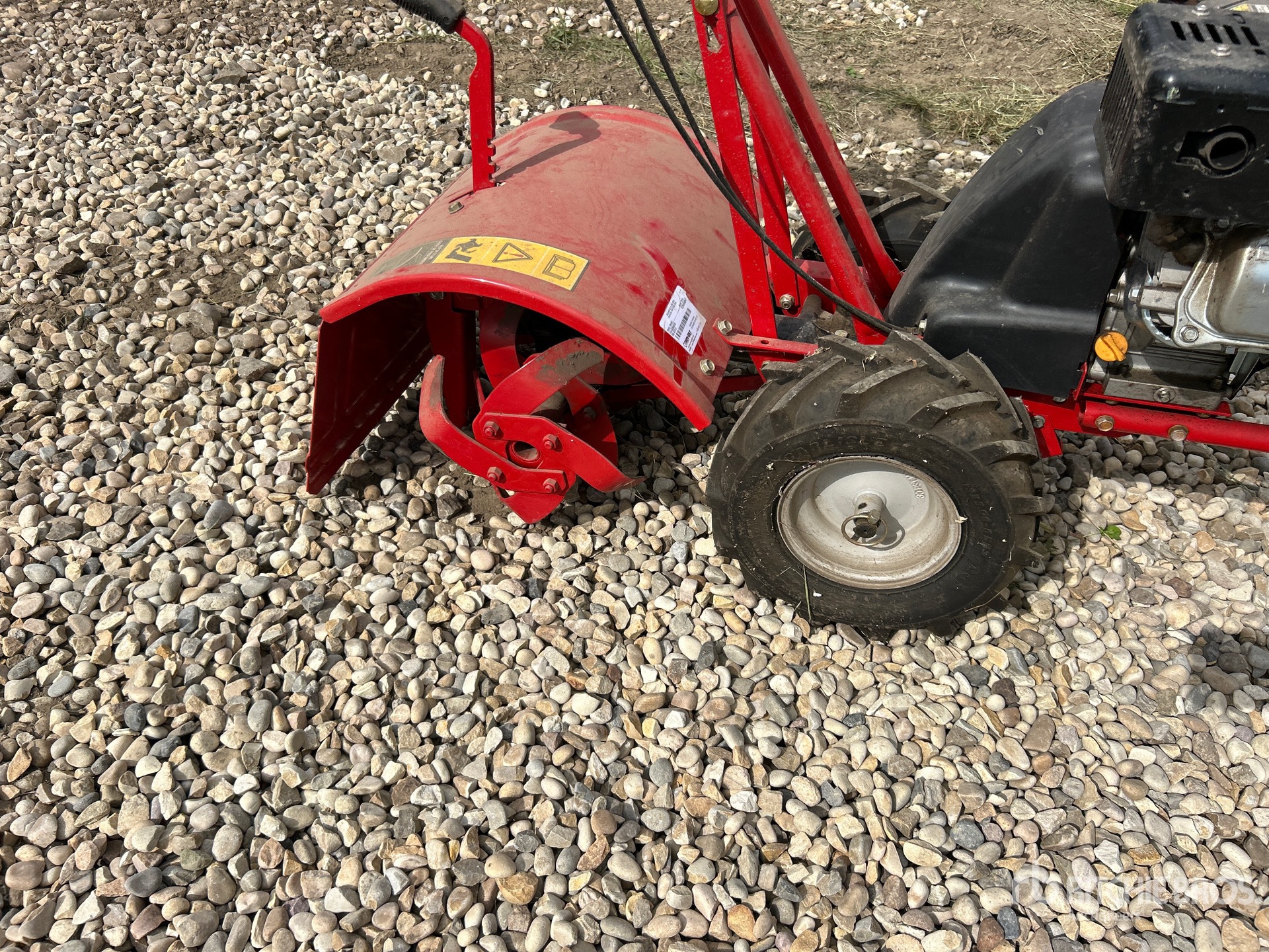 Troy-Bilt 17 IN GARDEN TILLER