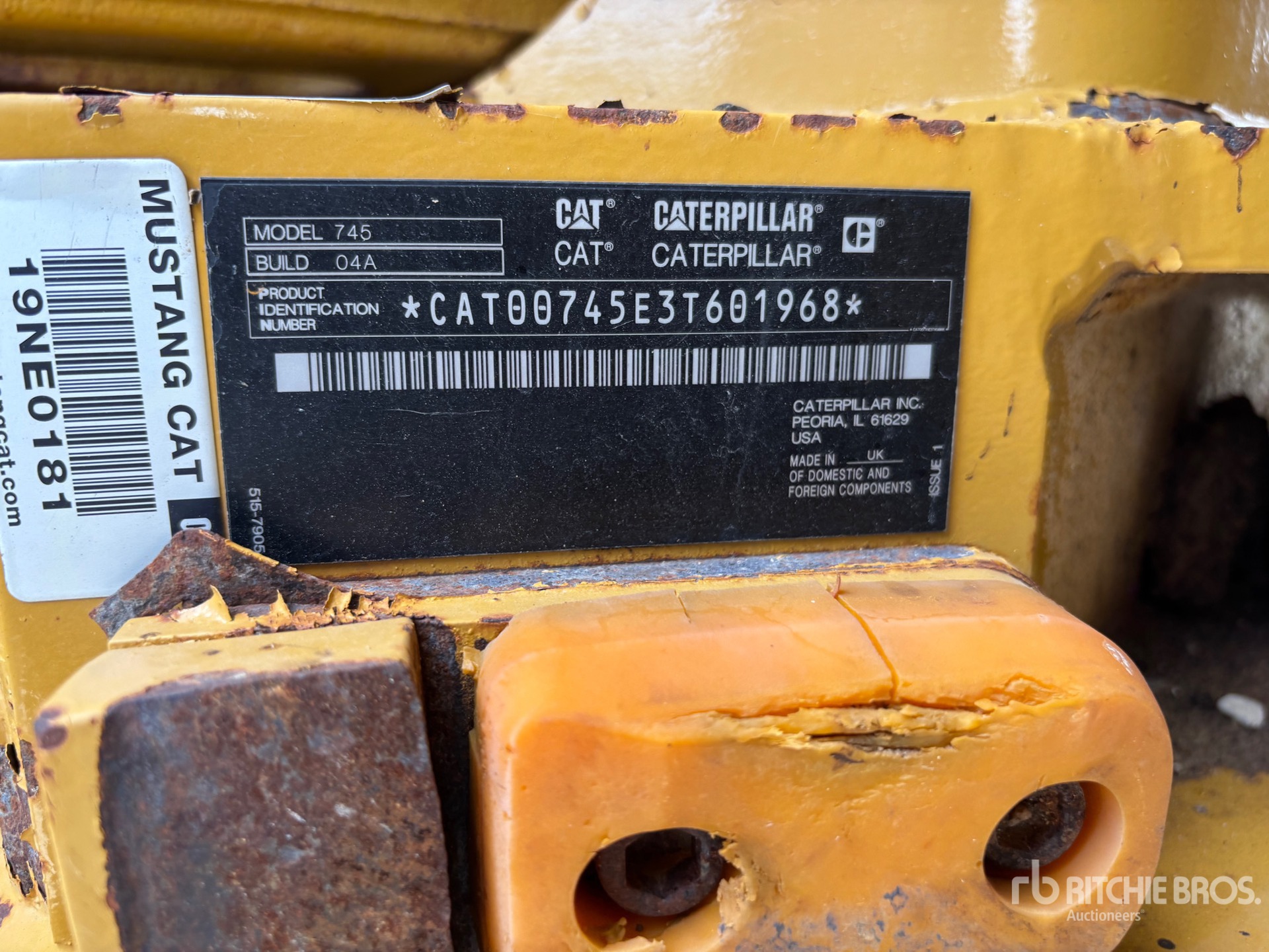 2019 Caterpillar 745