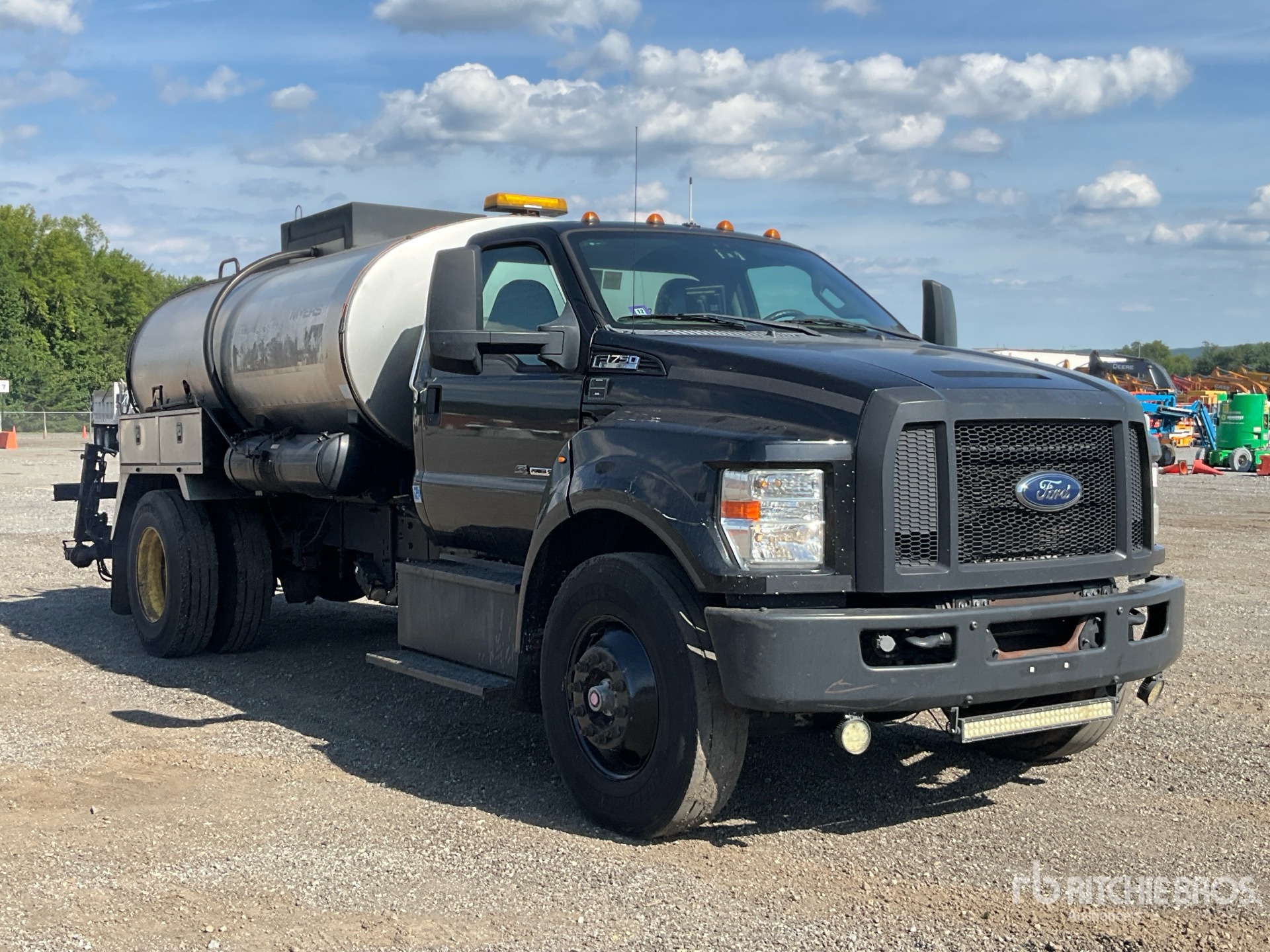 2016 Ford F-750