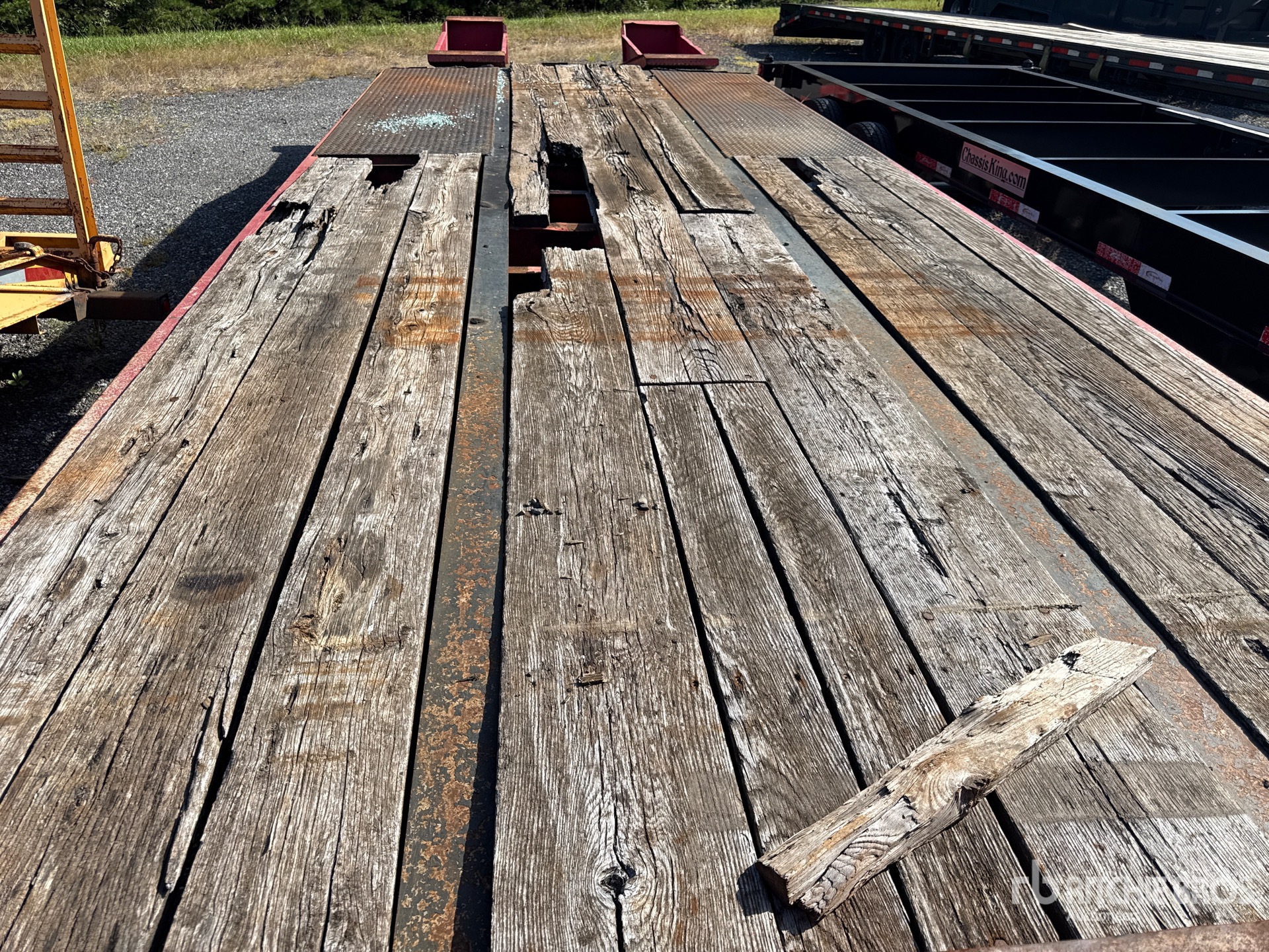 2007 Talbert 27 ft T/A
