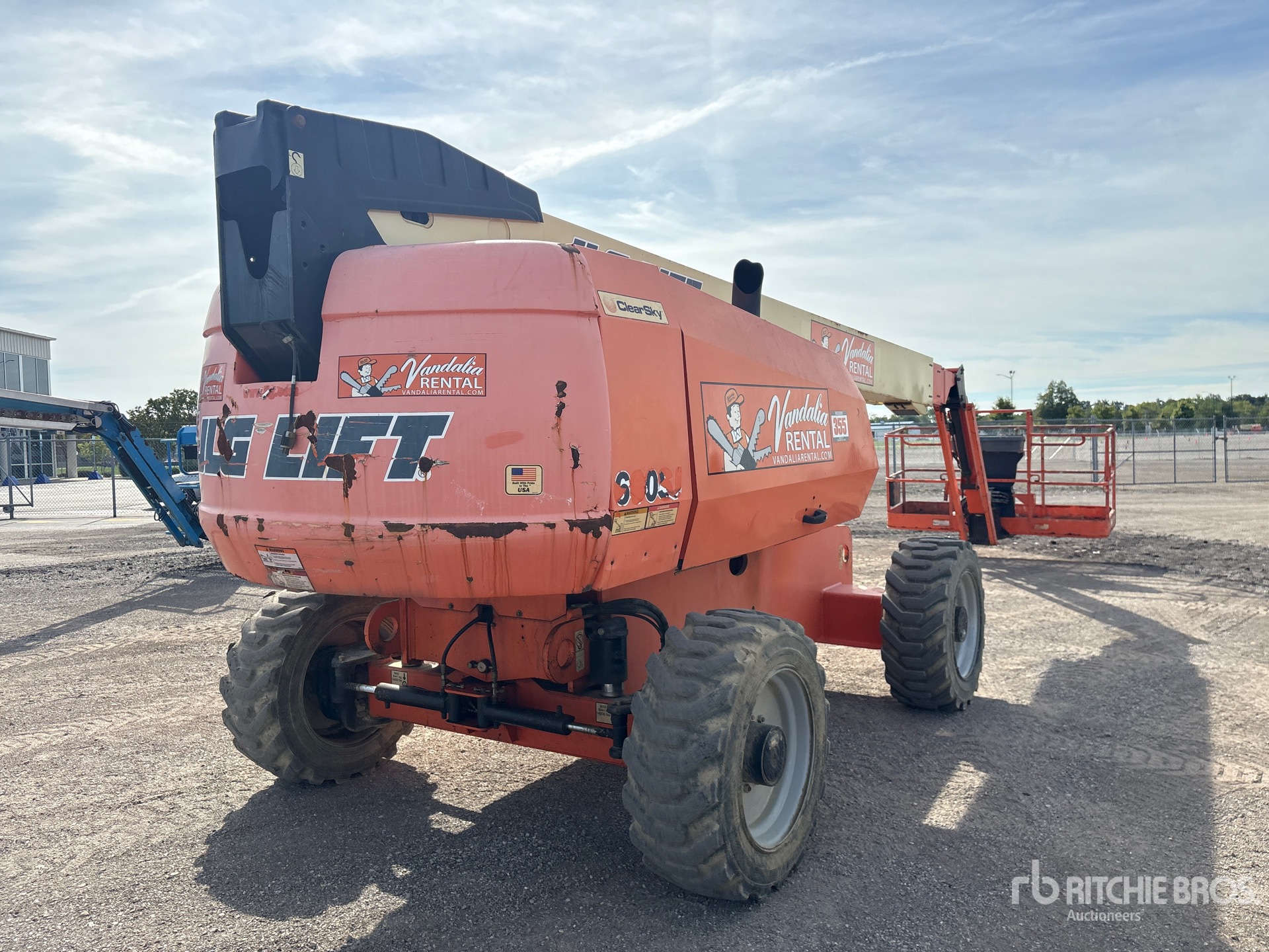 2014 JLG 660SJ