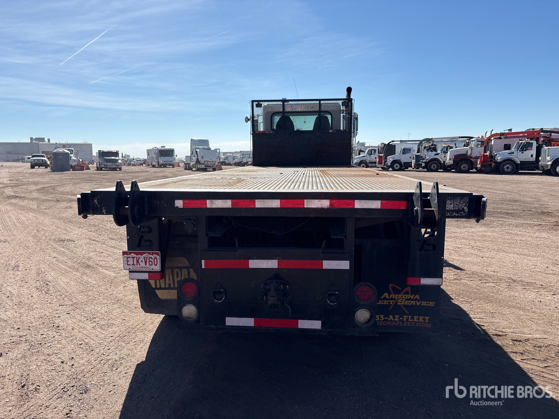 2016 Peterbilt 348