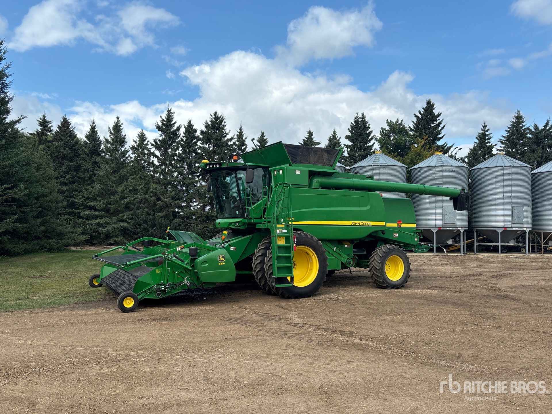 2013 John Deere T670